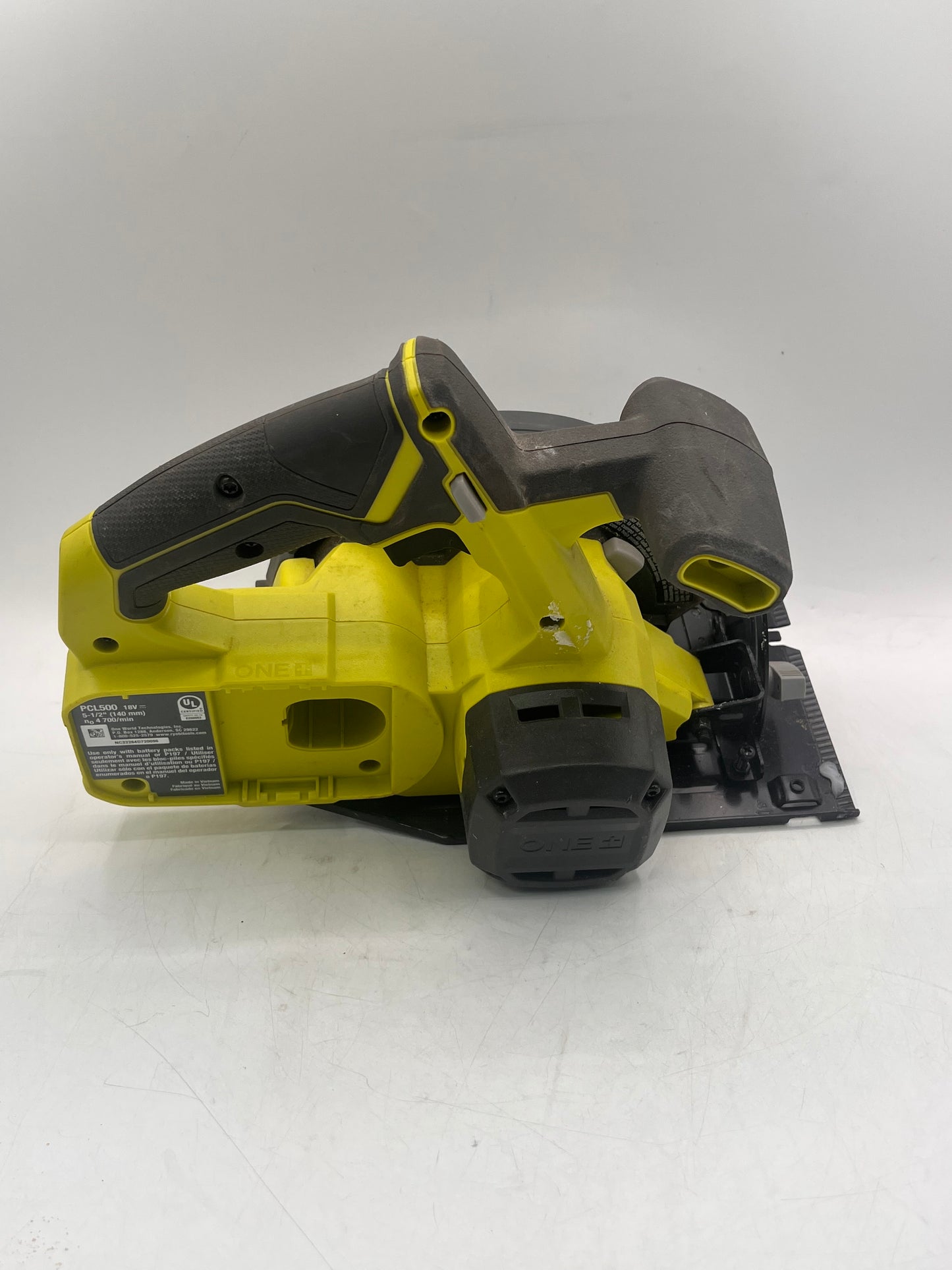 RYOBI PCL500 ONE+ 18V Cordless 5-1/2 in. Circular Saw