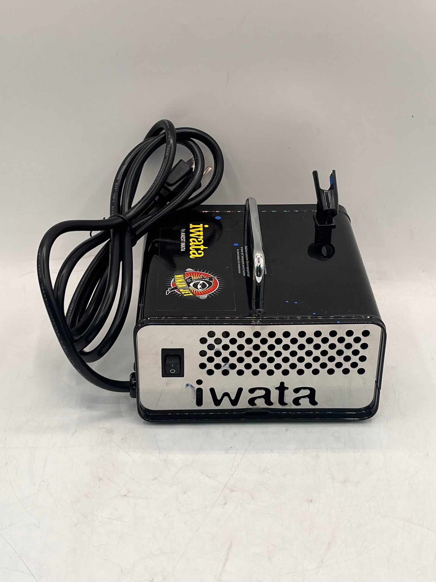 IWATA Is35m Studio Series Ninja Jet Air Compressor - Black