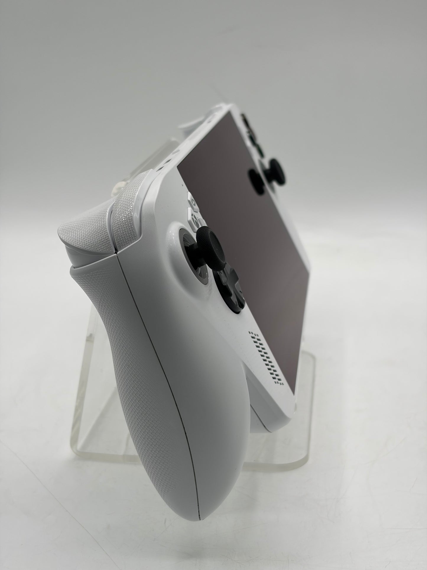 Asus ROG Ally XBOX 7" AMD Ryzen Z2 A 16GB 512GB White RC73YA Handheld Console