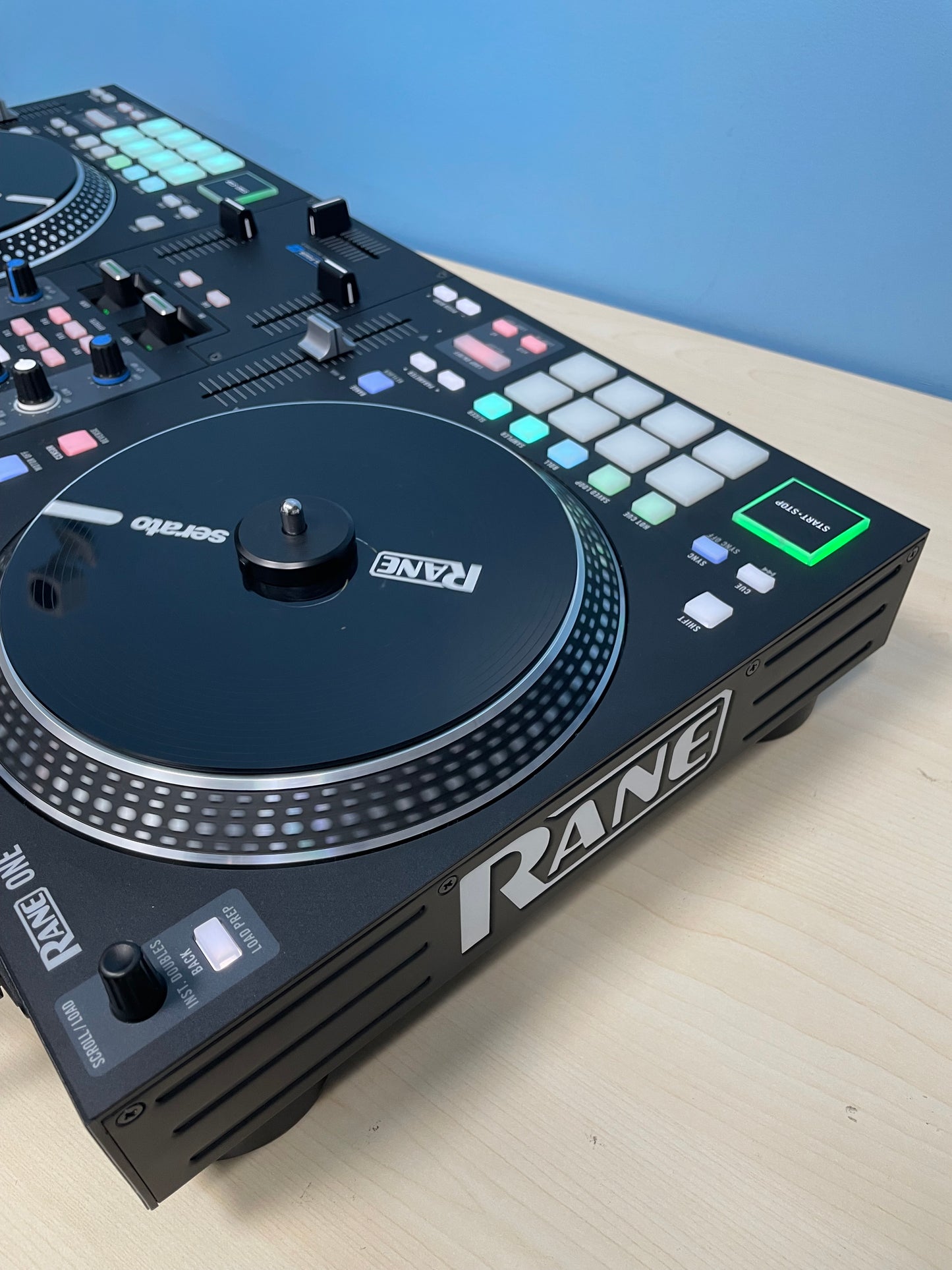 RANE ONE Professional Motorized DJ Controller for Serato DJ Pro w/ Case Free Shipping