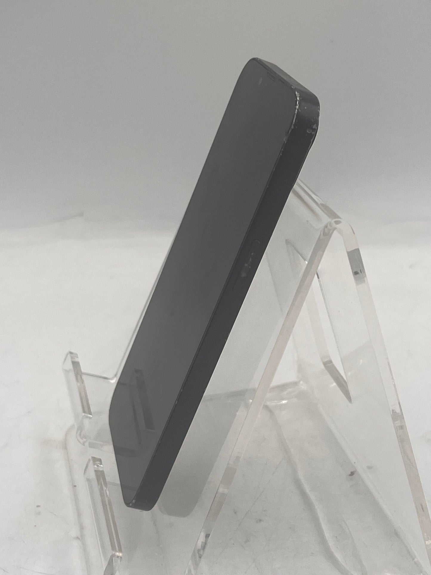 Unlocked  Apple iPhone 13 128GB MLA23LL/A A2482 Black READ
