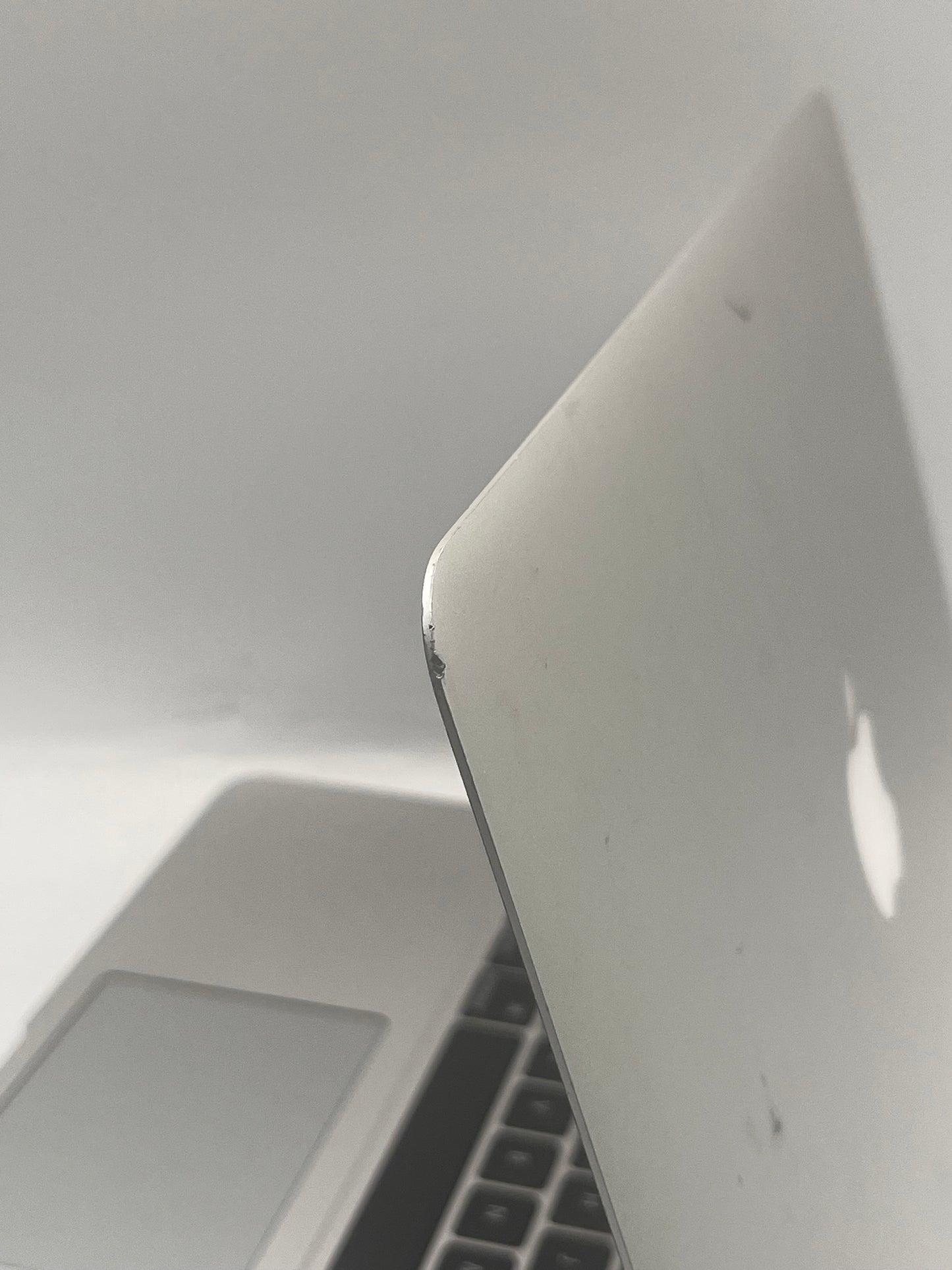 Apple MacBook Air 13" A1466 2015 Core i5 8GB 128GB Silver No charger
