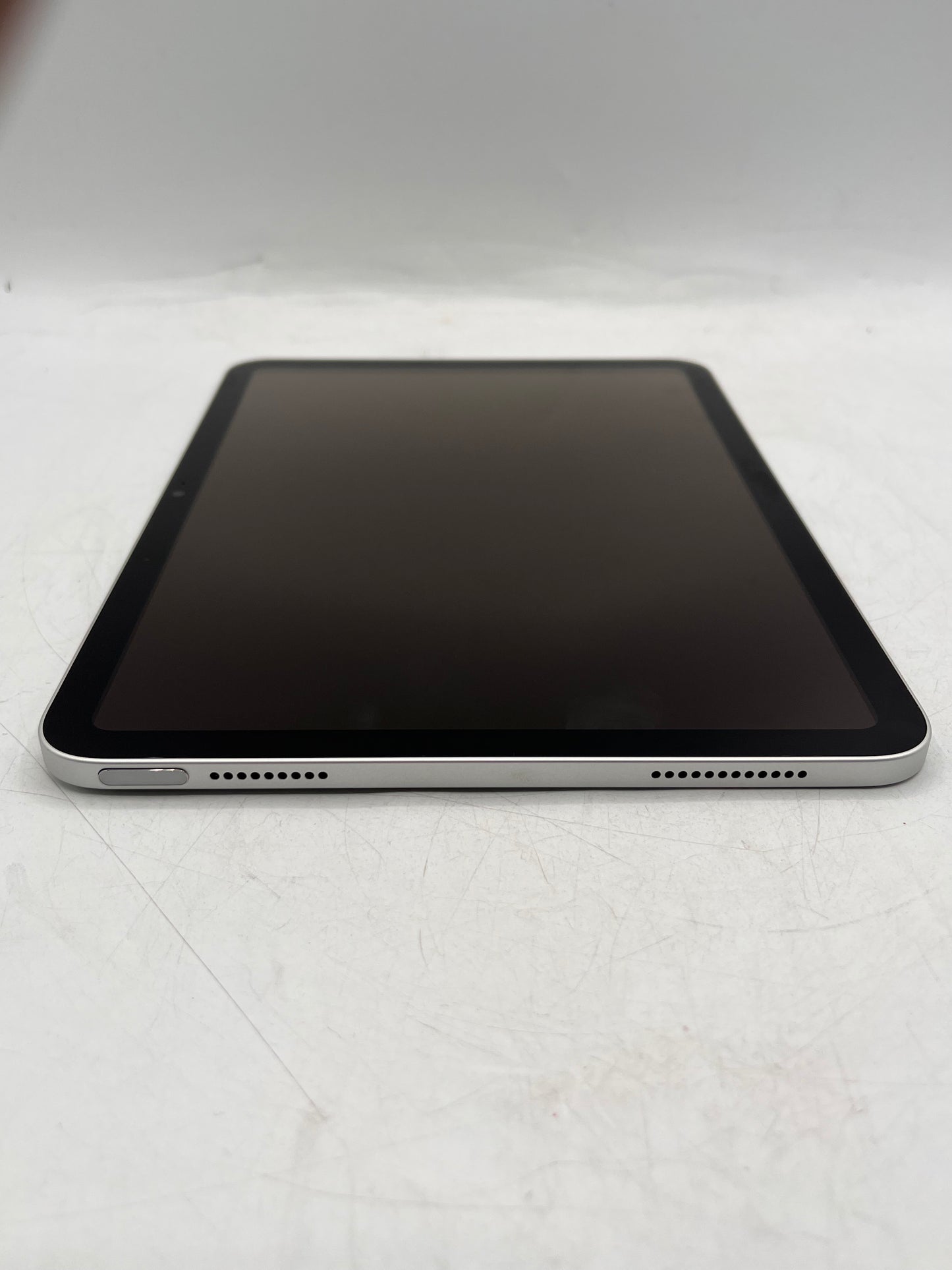 2022 Apple iPad 10th Gen A2696 MPQ03LL/A 64GB Wi‑Fi Only Tablet - Silver