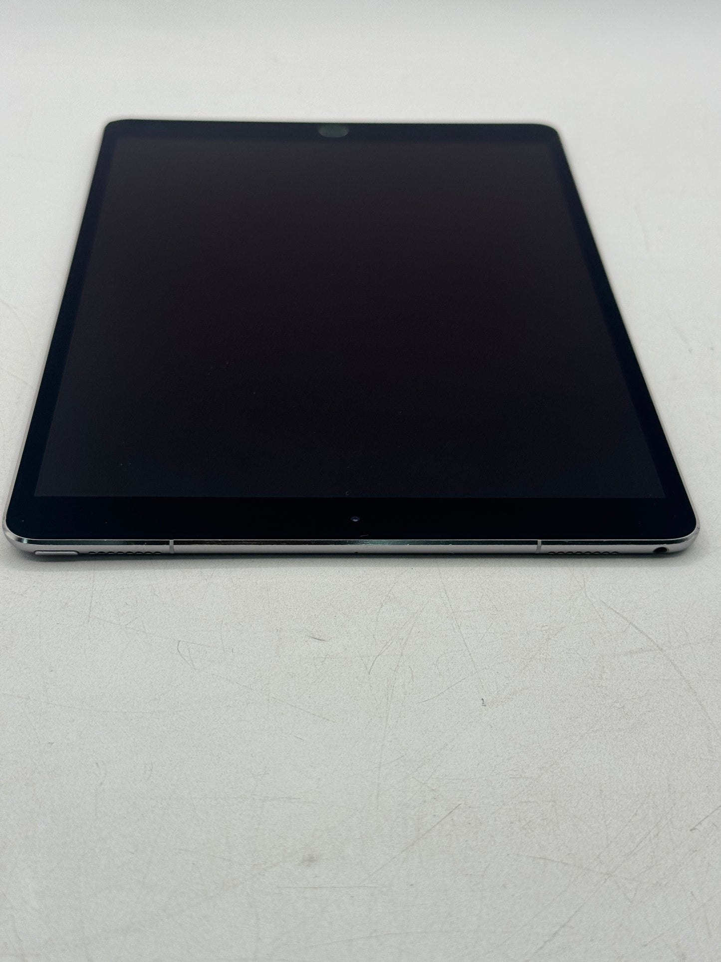 Unlocked Apple iPad Pro 10.5" 256GB A1709 MPHG2LL/A Free Shipping