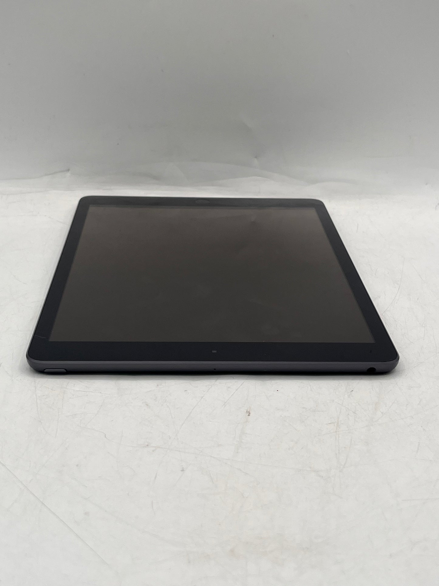 Apple iPad (8th Gen) A2270 2020 128GB Wi-Fi Only Tablet - Black
