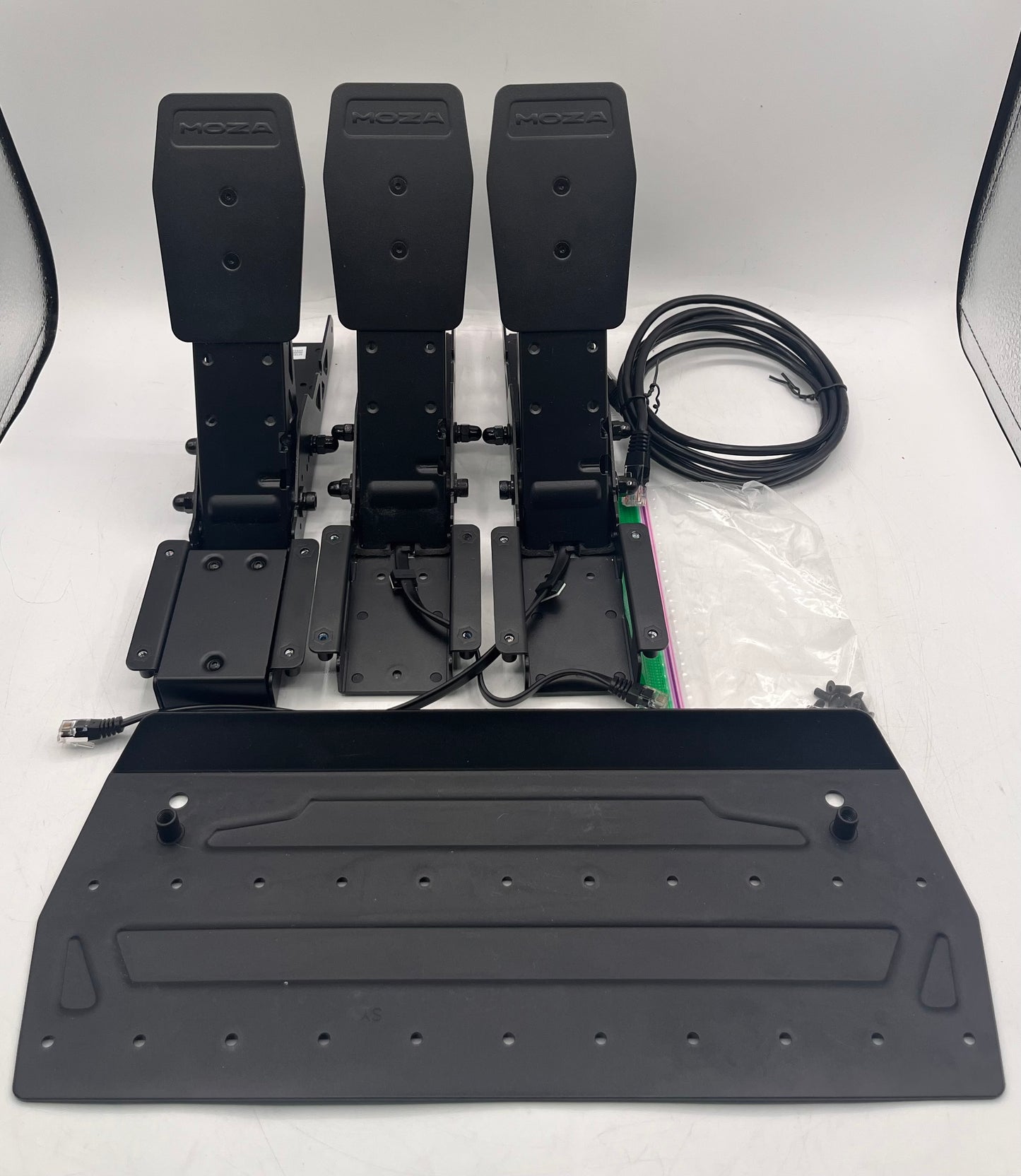 MOZA SR-P Lite Racing Pedal Set w/ Clutch & Performance Kit Combo - Black