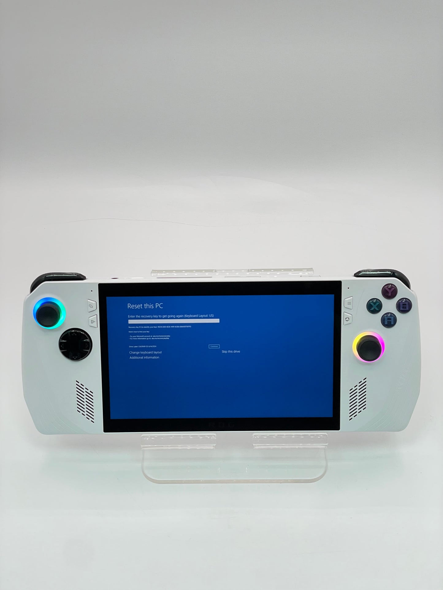 ASUS ROG Ally 7" 120Hz FHD 1080p Handheld Console AMD Ryzen Z1 512GB READ