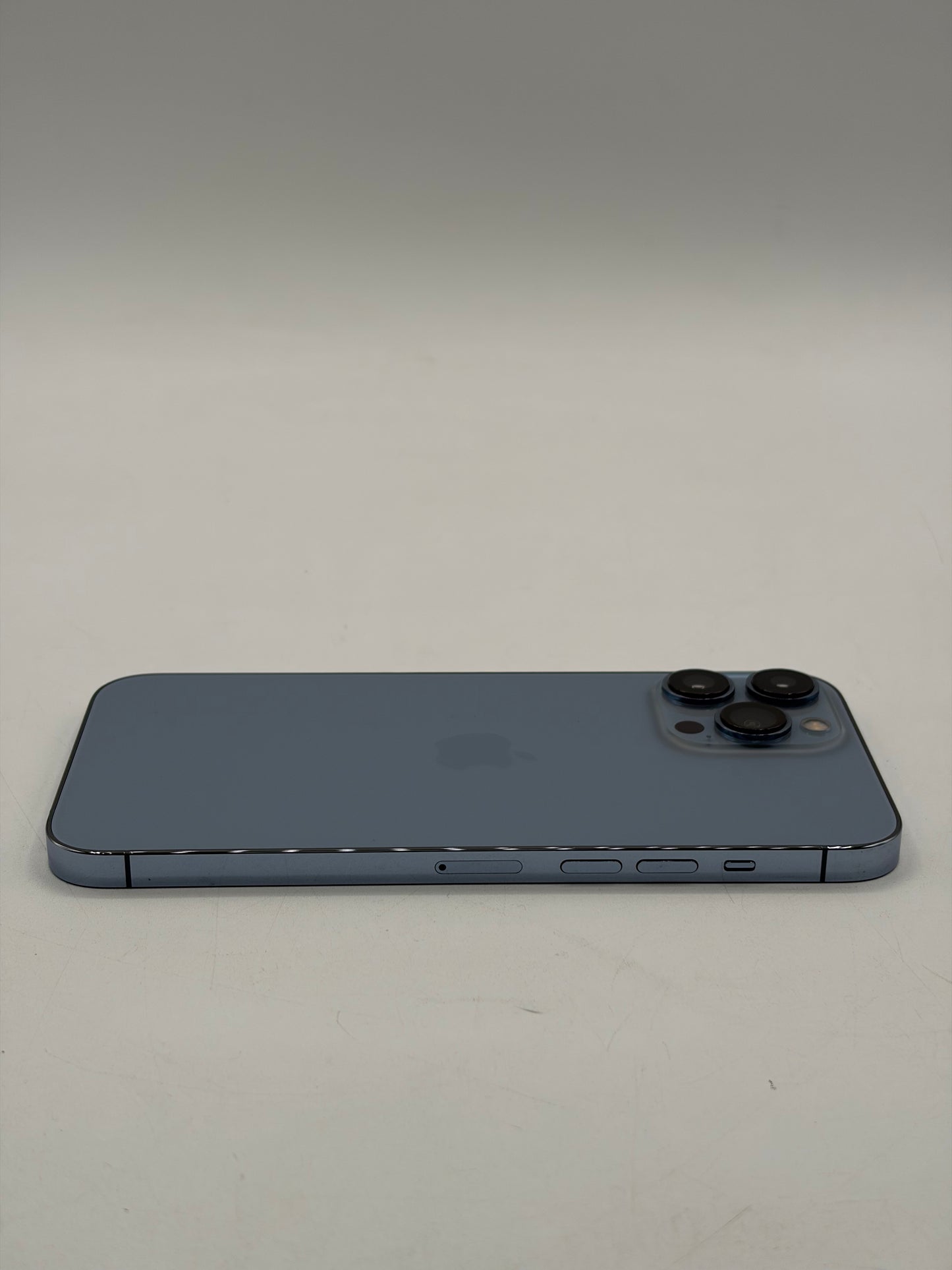 Unlocked Apple iPhone 13 Pro Max 128GB 6.7" A2484 NLF53LL/A - Blue 84% BH