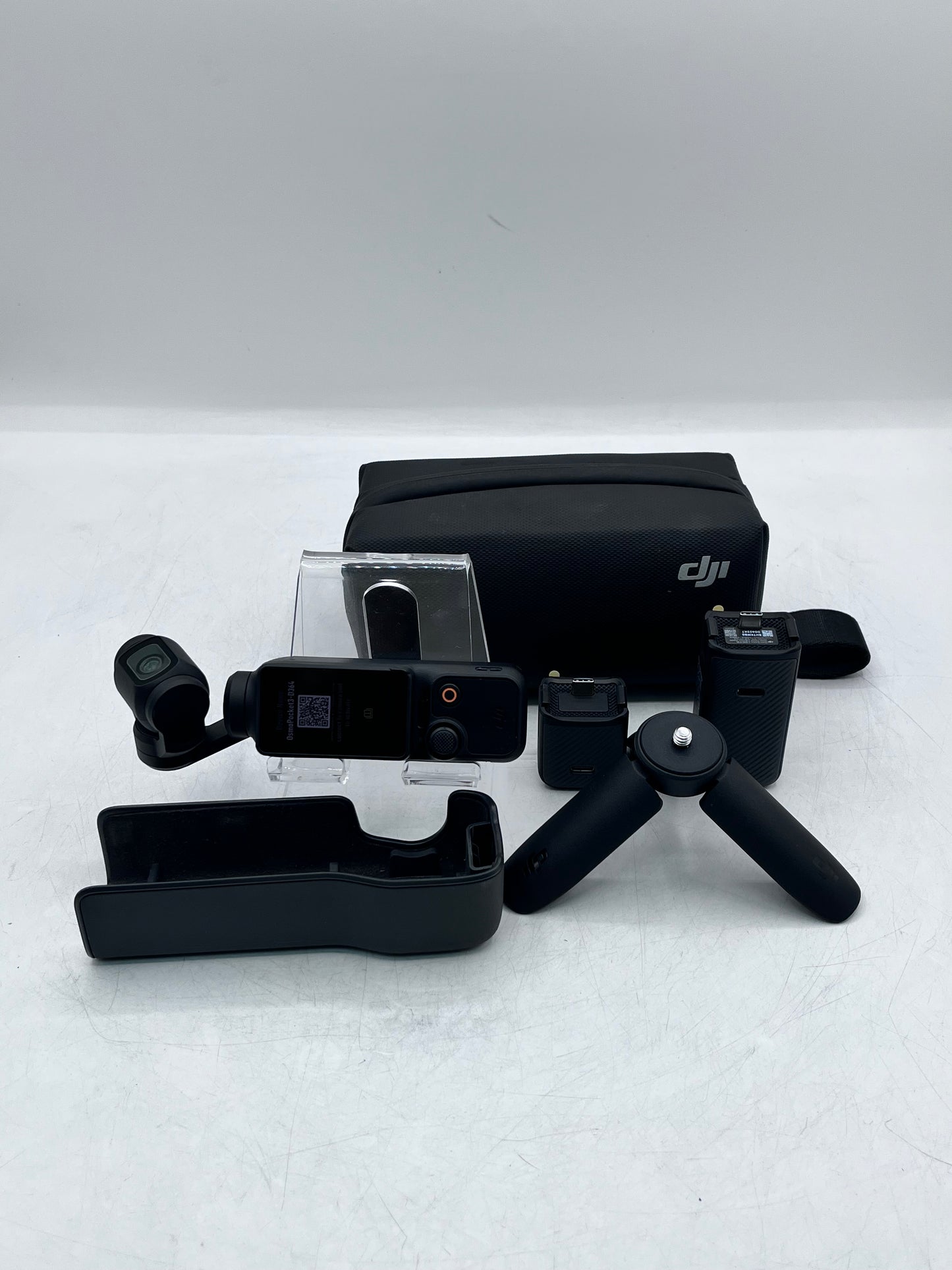 DJI Osmo Pocket 3 Action Camera Ultra HD 4x Zoom - Black