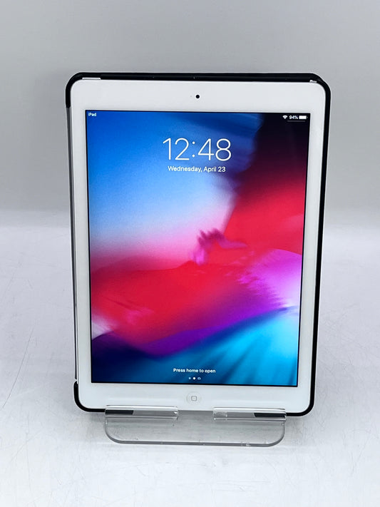 Apple iPad Air 1st Gen. A1474 - 16GB - Wi-Fi, 9.7 in - Space Gray