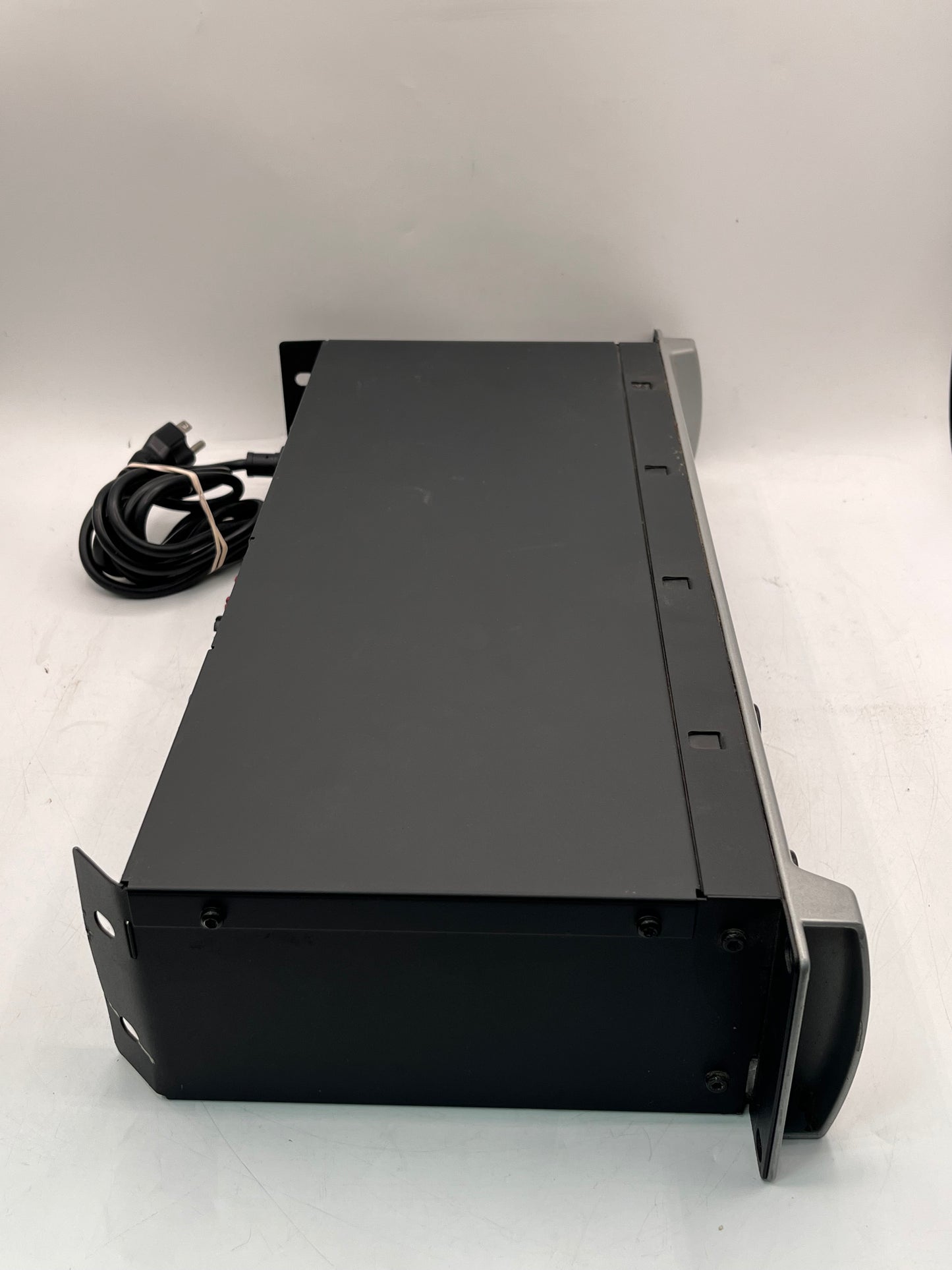CROWN XLS 1000 DriveCore Series High Density Power Amplifier