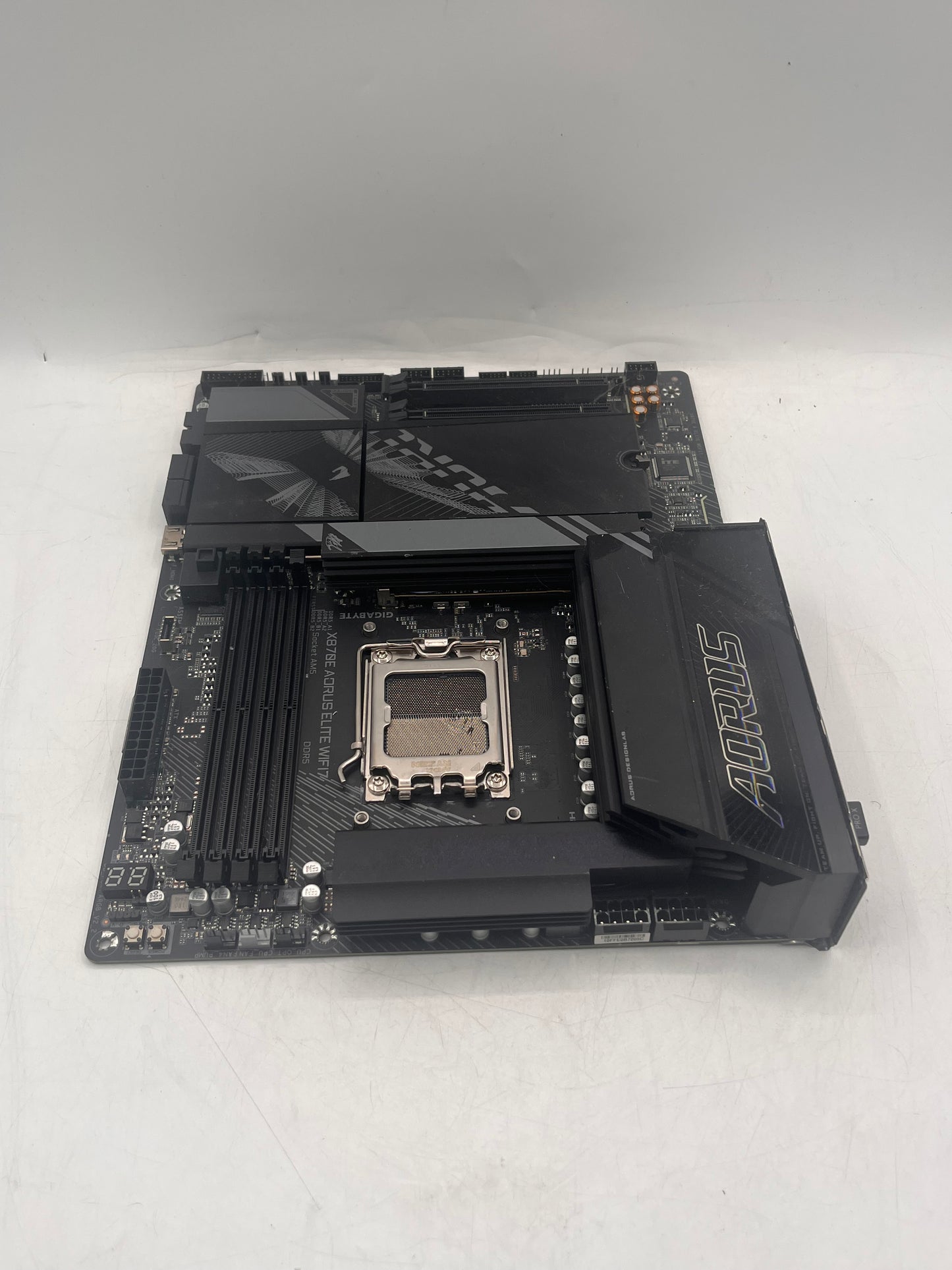 Gigabyte X870E AORUS ELITE WIFI7 AM5 ATX AMD DDR5 Motherboard - Black