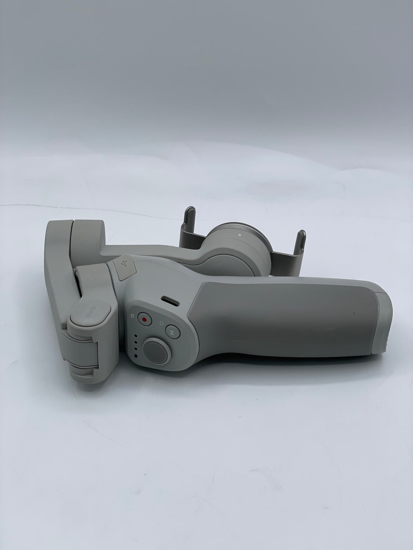 DJI Osmo Pocket 3 with DJI OM 4 Handheld 3-Axis Gimbal Stabilizer