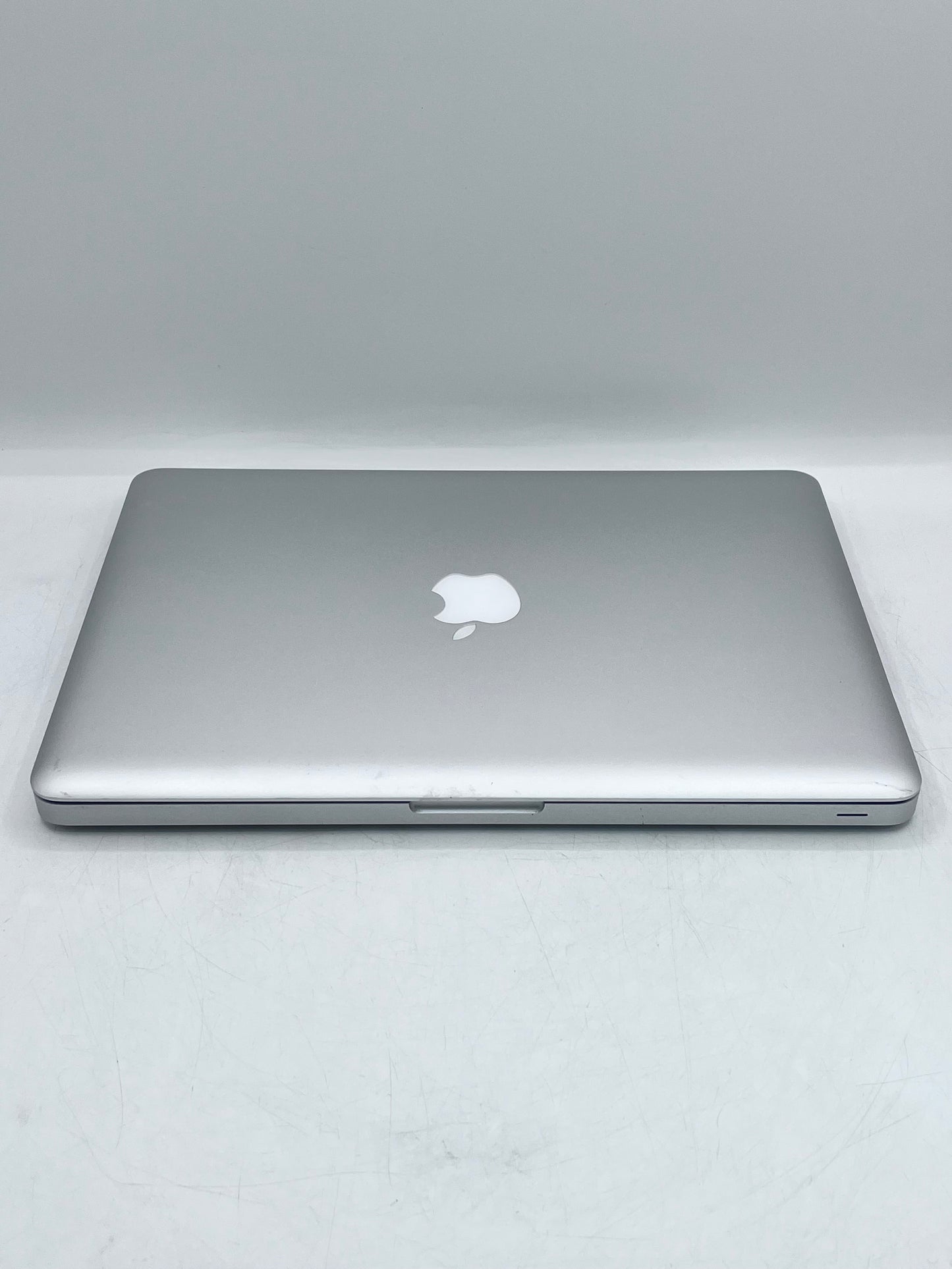 Apple MacBook Pro 13" A1278 (2009)  Intel Core 2 Duo, 256GB SSD - Silver
