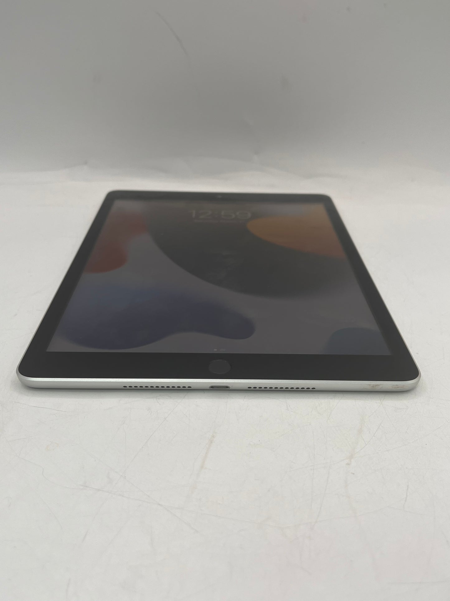 Apple iPad (9th Gen) A2602 MK2L3LL/A (2021) 64GB  - Space Gray