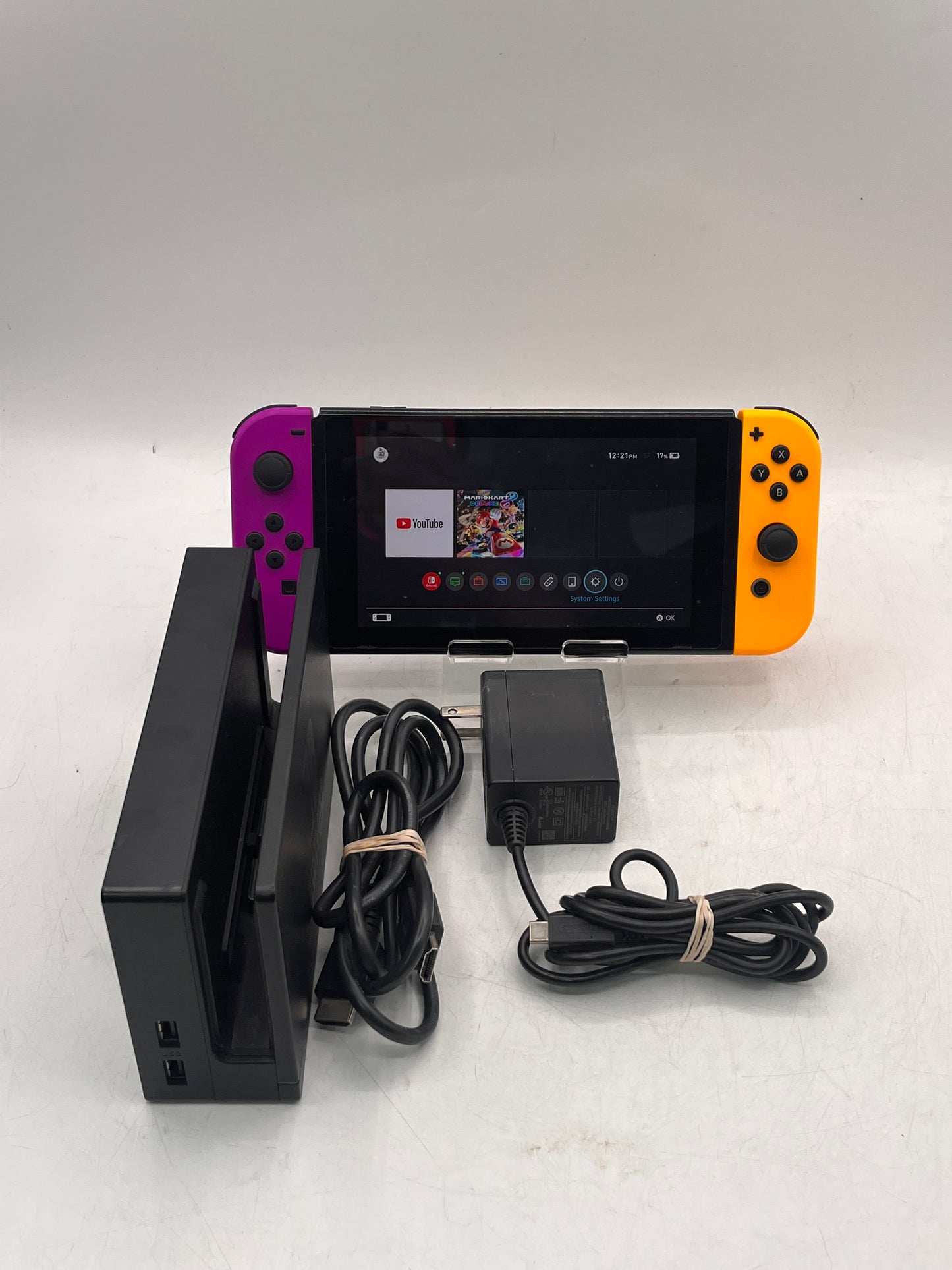 Nintendo Switch HAC-001 2017 32GB Black Video Game System