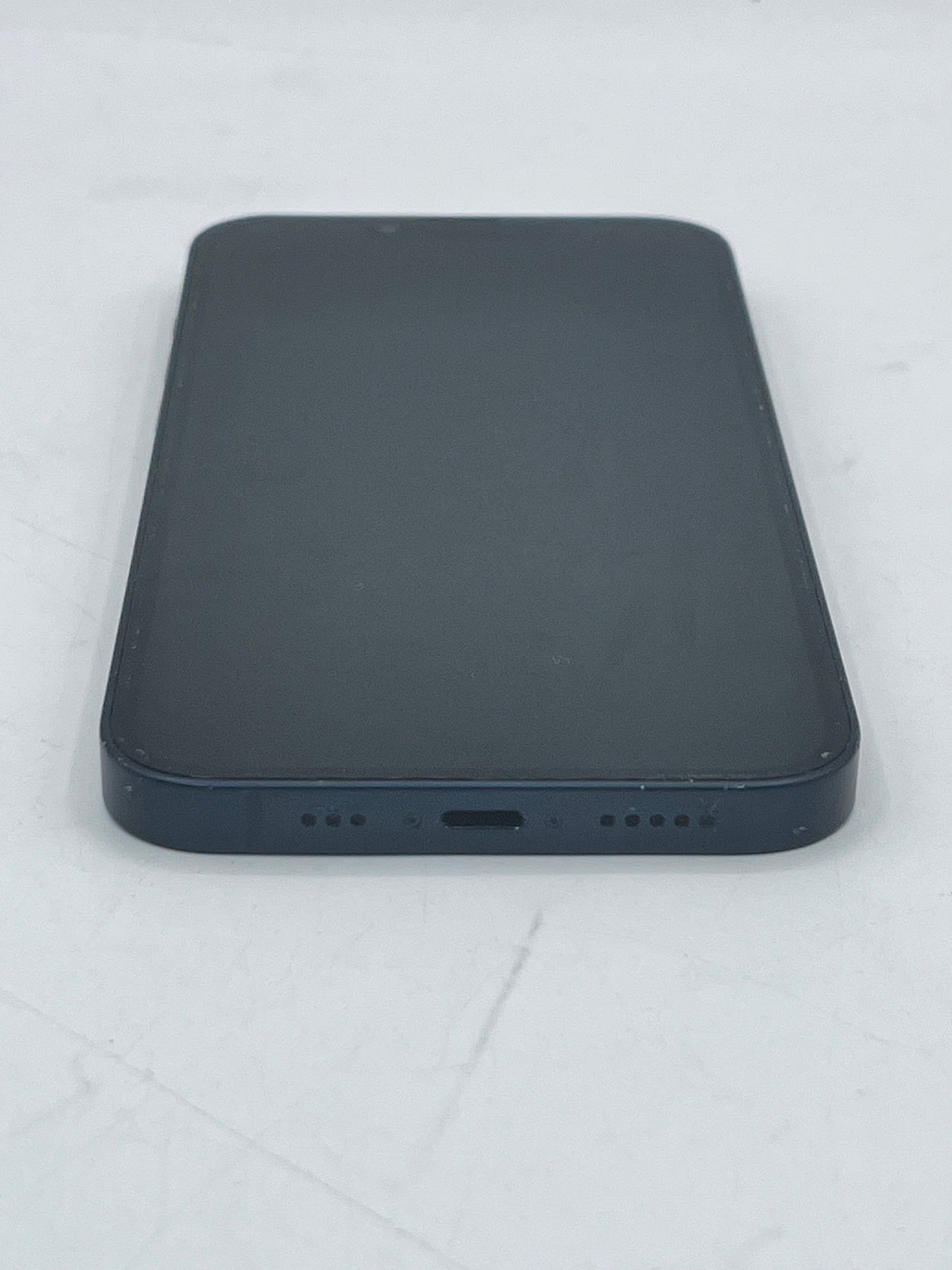 Unlocked Apple iPhone 13 6.1" MLA23LL/A A2482 128GB - Black
