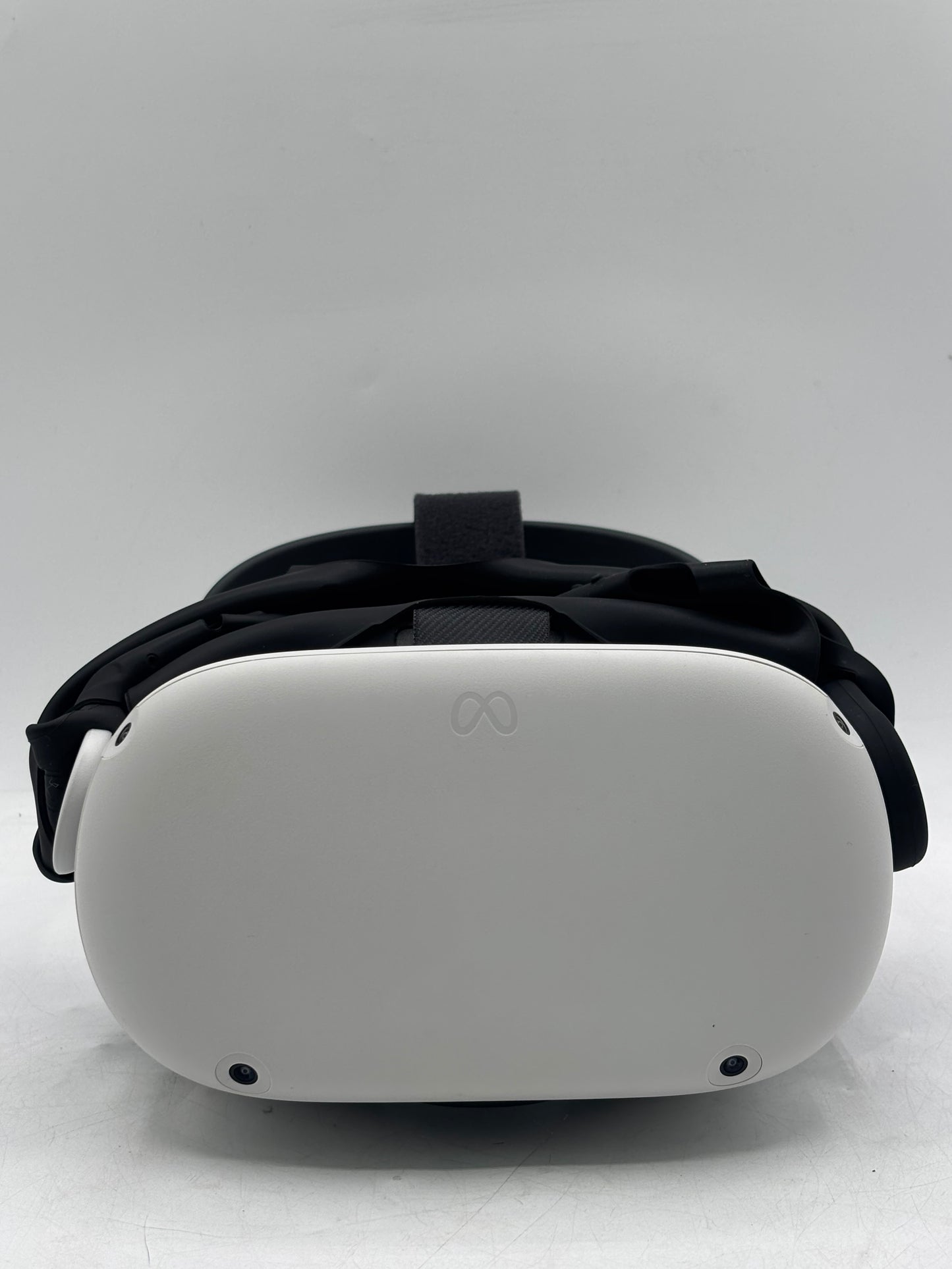 Meta Quest 2 128GB VR Headset with Controllers & Charger, White