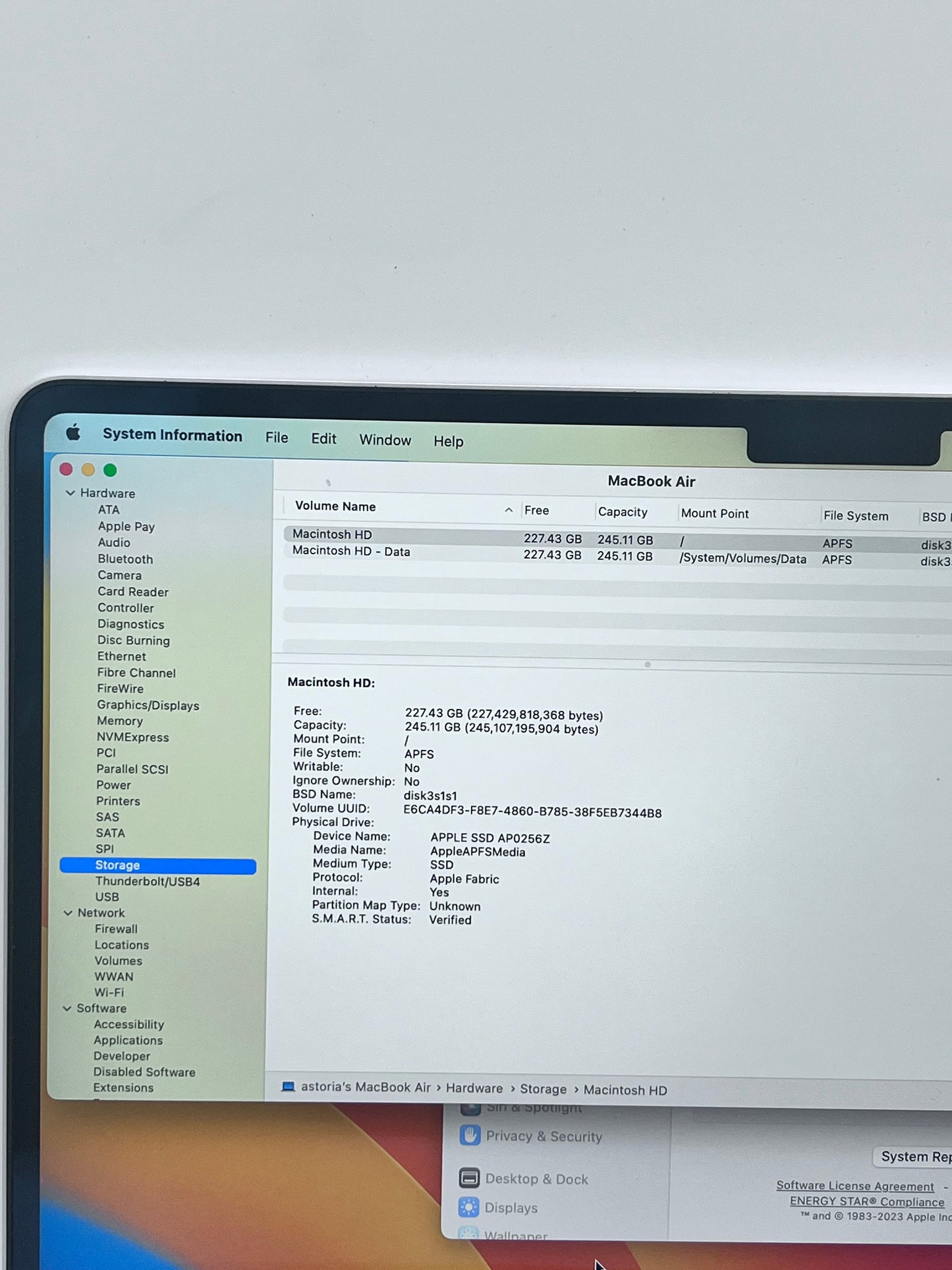 2022 Apple MacBook Air 13" M2 A2681 8C CPU 8C GPU 8GB 256GB Starlight 95CC