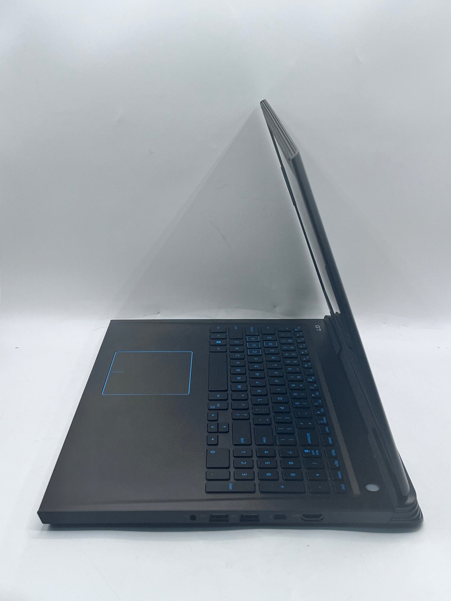 Dell G7 15 7588 15.6” Gaming Core i7-8750H 16GB 128GB SSD+1TB GTX 1060 Max-Q