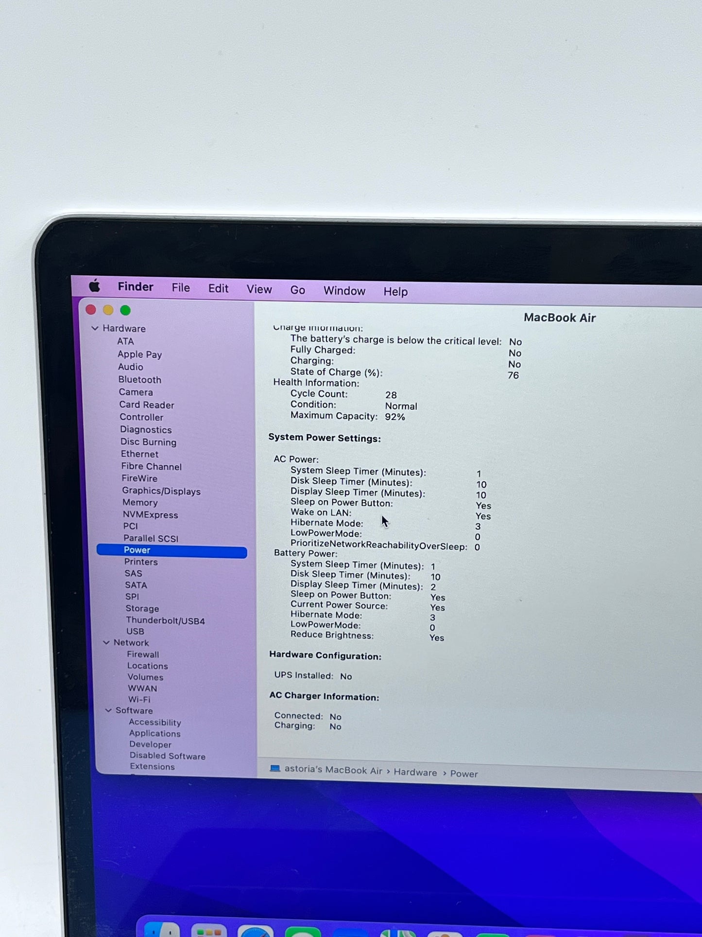 2020 Apple MacBook Air 13.3" M1  8GB 256GB A2337 MGN93LL/A Remotely Managed