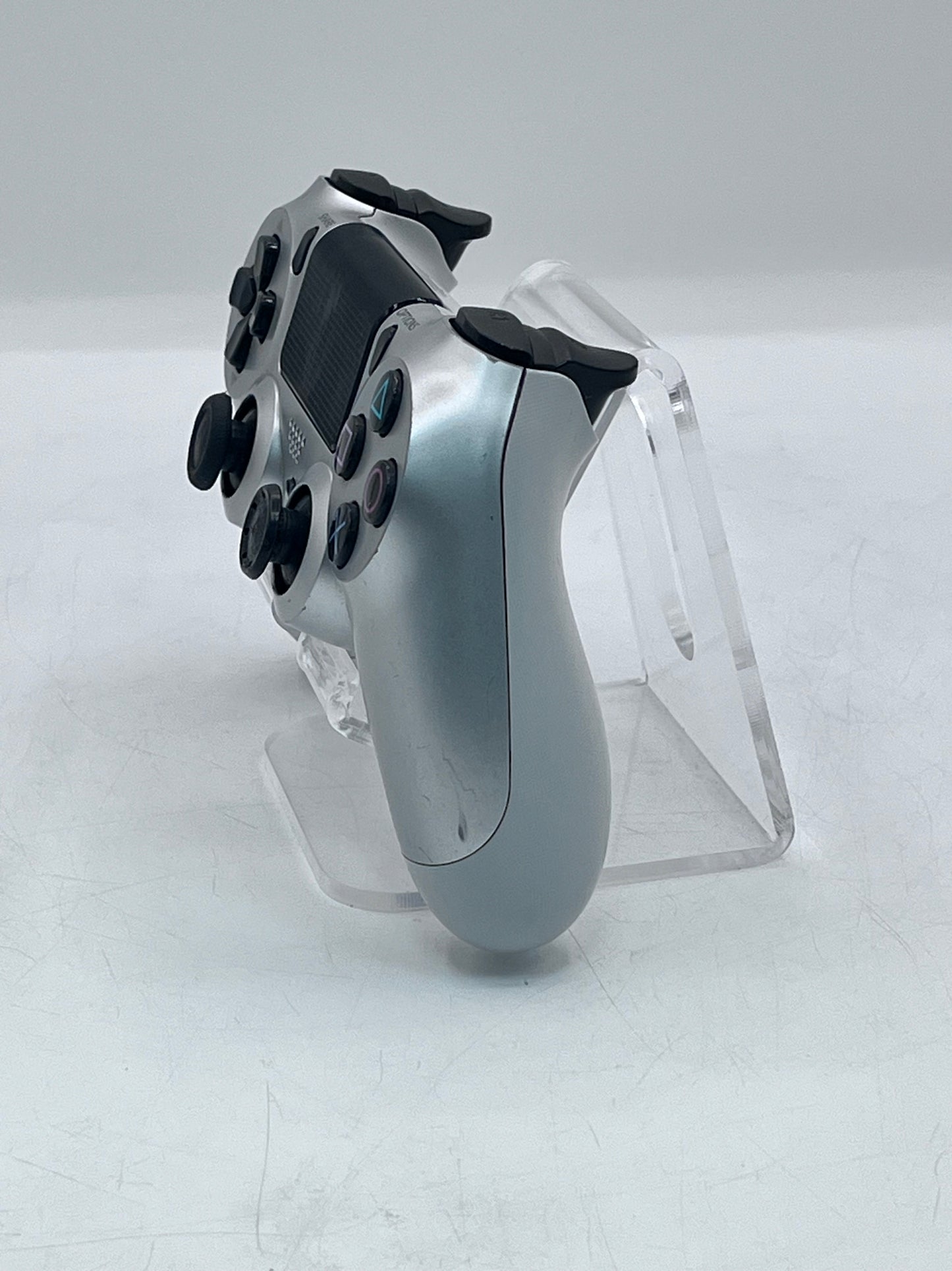 Used Sony PlayStation 4 Wireless Controller (CUH-ZCT2U) – Silver– Bluetooth – Tested & Working