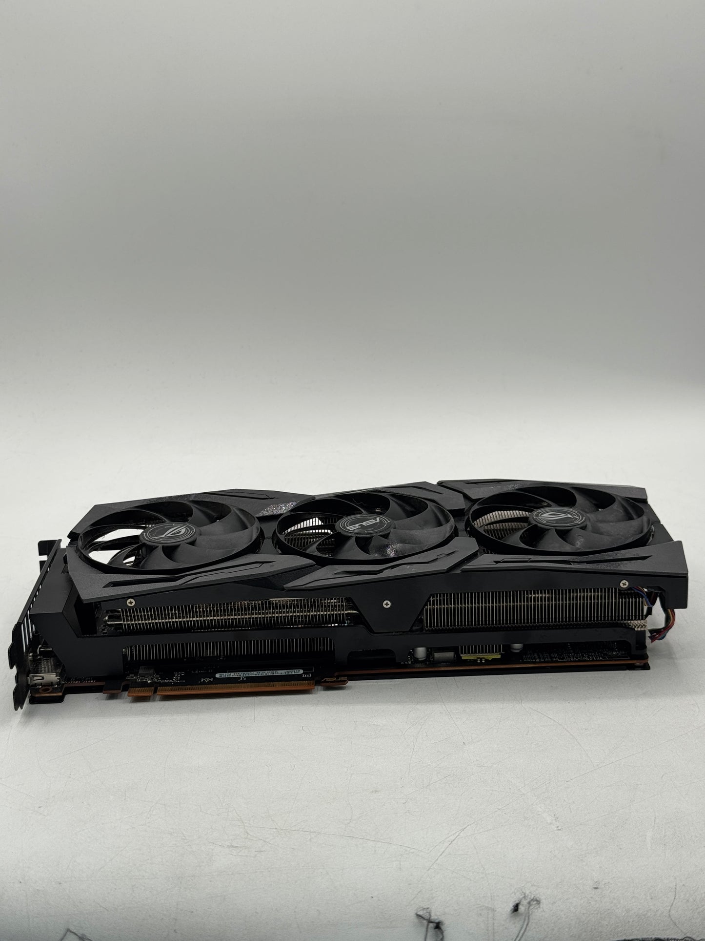 ASUS ROG Strix AMD Radeon RX 5600 XT 6GB GDDR6 Graphics Card Free Shipping
