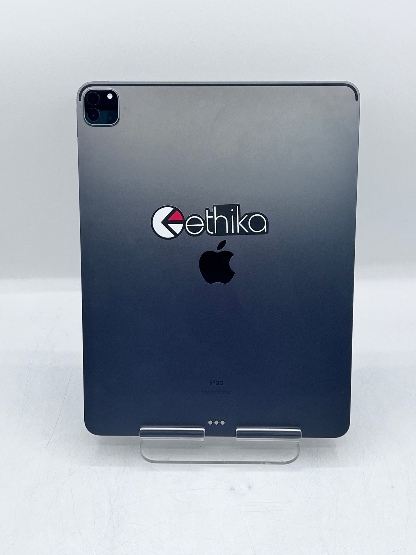 iPad Pro 12.9 5th Gen Space Gray 128 GB-Wi-Fi only, Good Condition