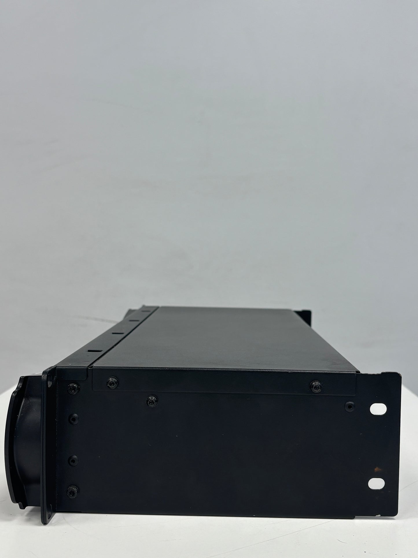 Crown XLS1002 Two-Channel 350-Watt Power Amplifier