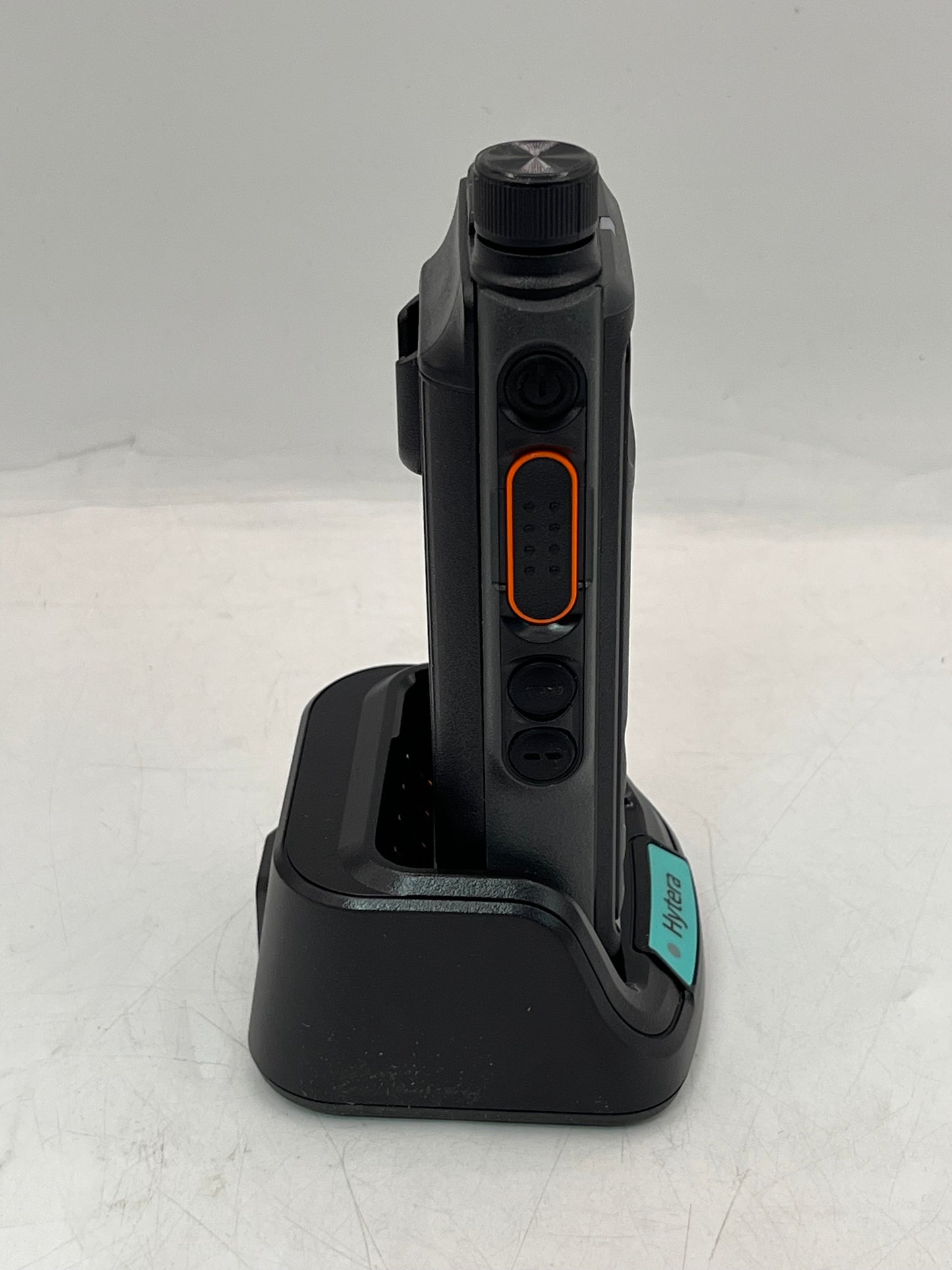 HP602 Two-Way Radio, 4W, 1024C, Analog/DMR, IP67, MD, UHF(400-527MHz) - H08