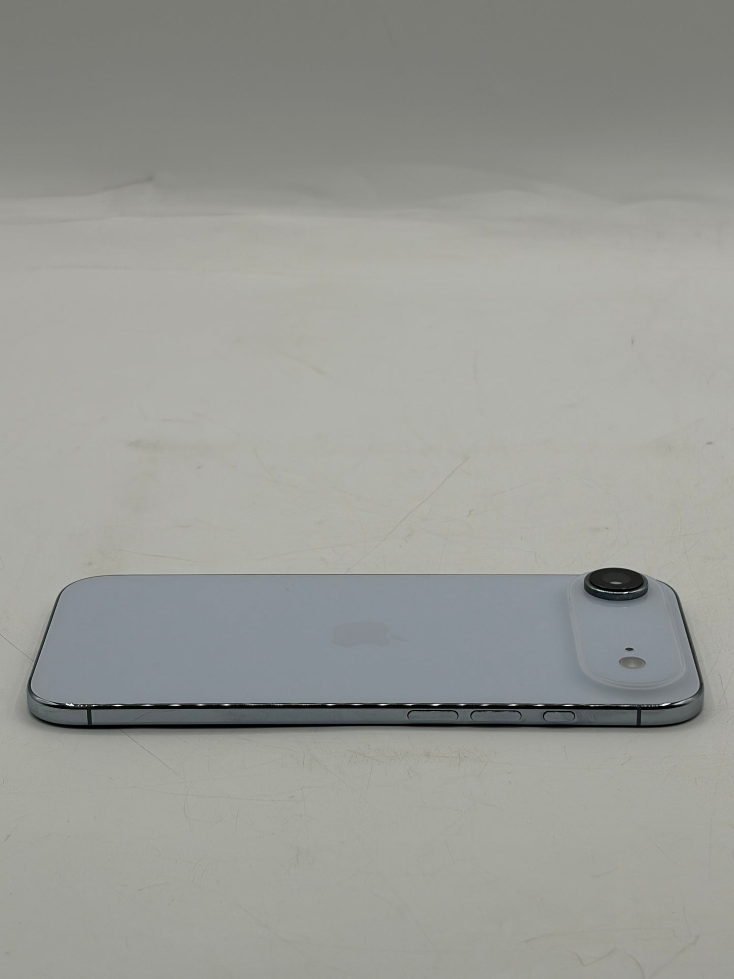 Unlocked Apple iPhone 17 Air 256GB A3260 MG1D4LL/A - Sky Blue 100% BH Near Mint
