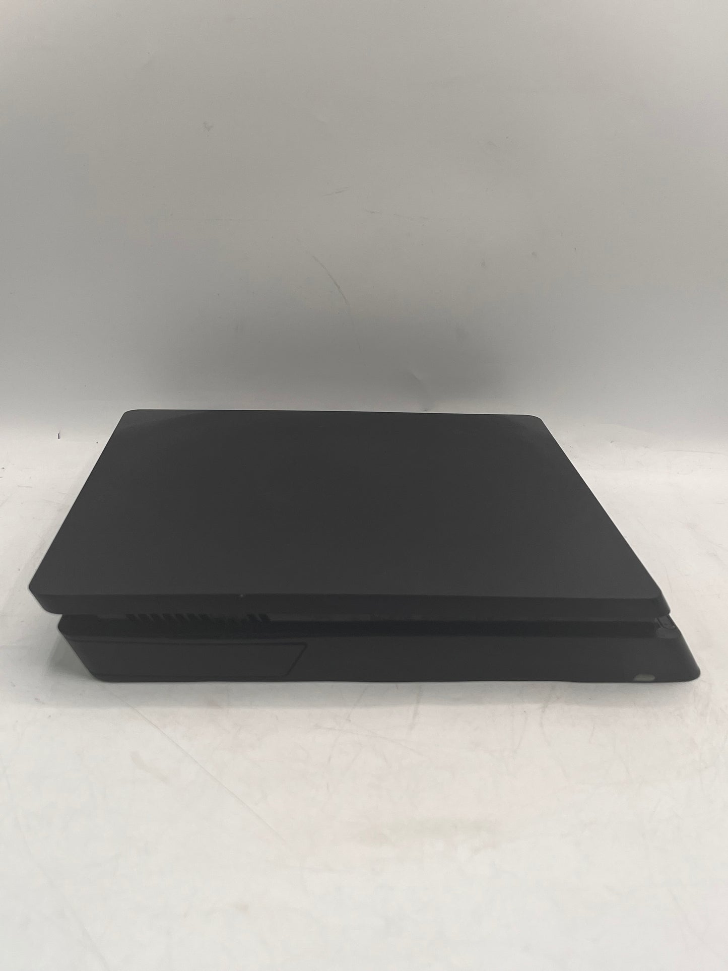 Sony PS4 Slim CUH-2215B 1TB Console w/ Controller Broken
