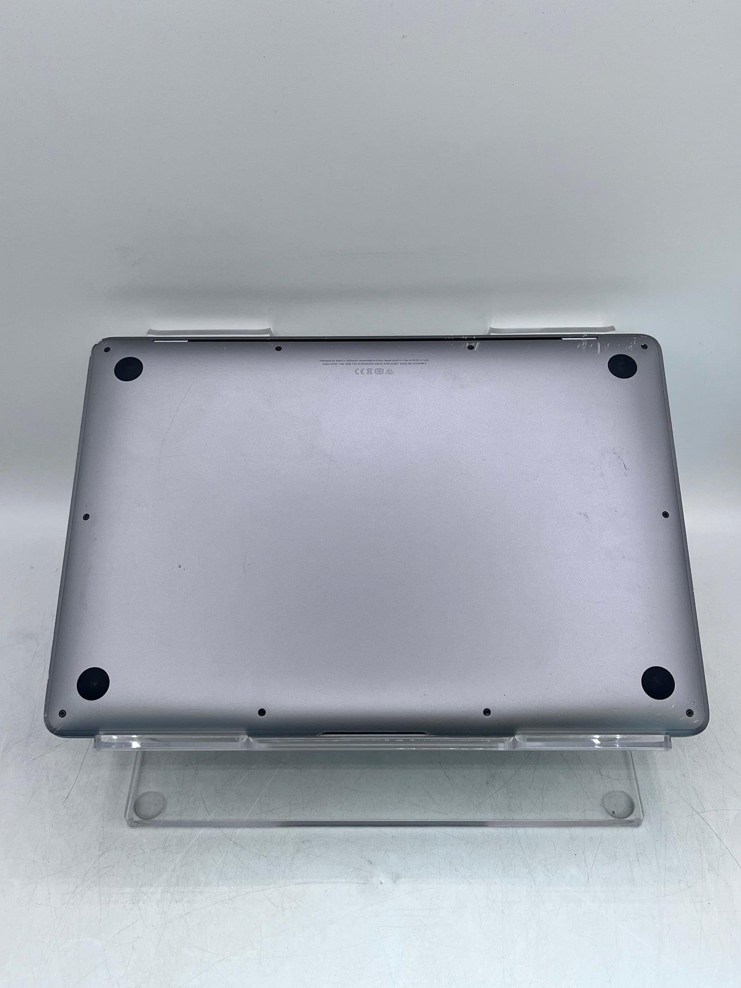 2020 Apple MacBook Air M1 A2337 Silver - 8GB RAM 256GB SSD READ