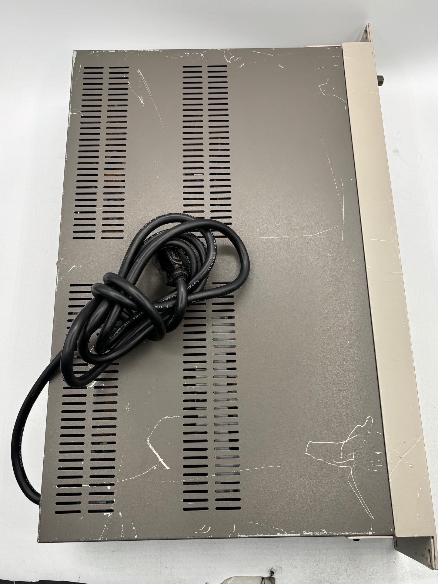 TASCAM CD-RW5000 Professional CD Rewritable Recorder 120V 60Hz (FREE SHIPPING)