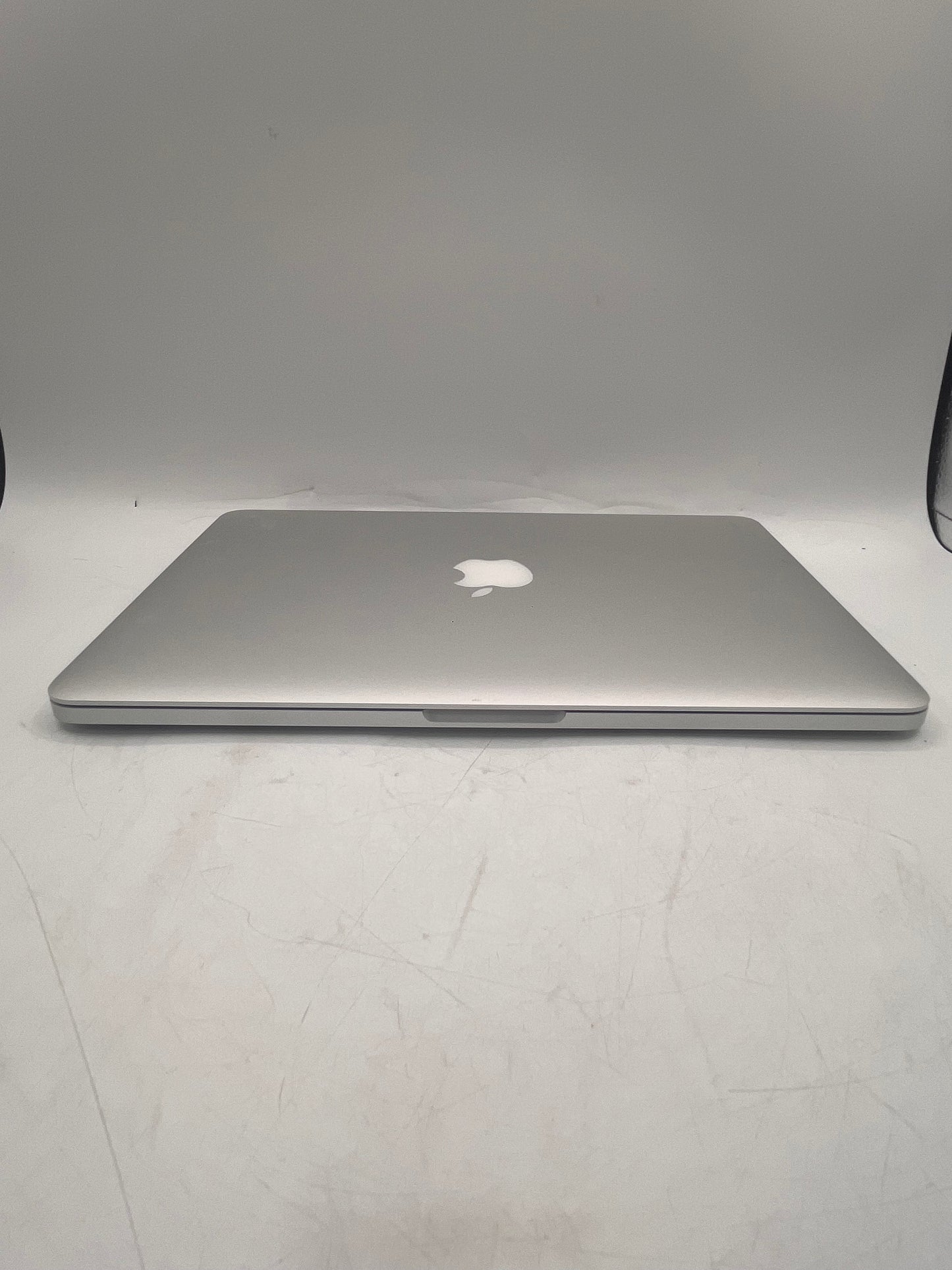 Apple MacBook Pro 13" A1502 2015 Core i5 2.7GHz 8GB 256GB Silver