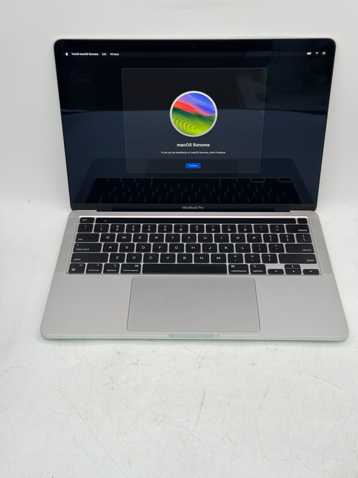 2022 Apple MacBook Pro 13" M2 8GB 256GB A2686 MNEP3LL/A Silver