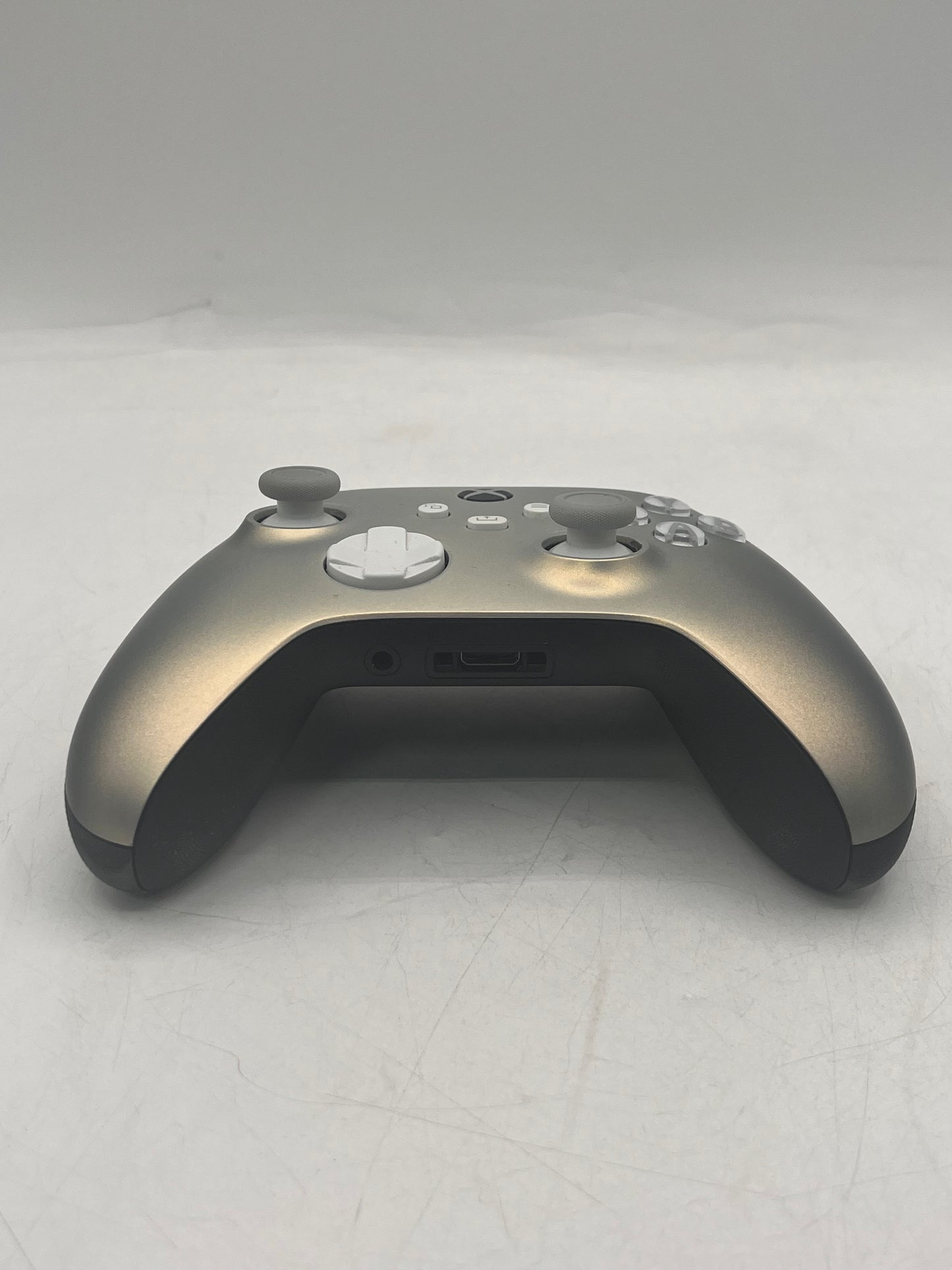 Microsoft Xbox One S (1681) 2016 Black 1TB Console 1 Controller HDMI Cable