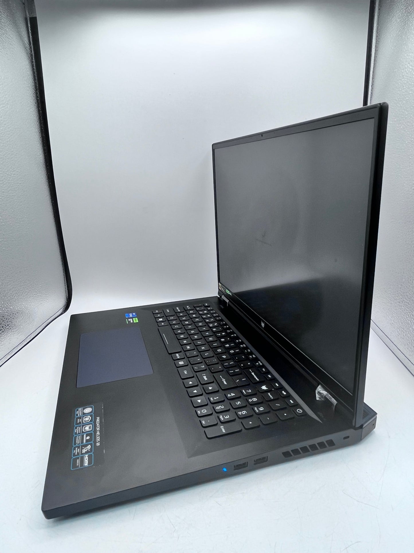 Acer Predator Helios 18 18" Core i7-13700HX 16GB RAM 1TB NVME RTX 4060 - New Open Box