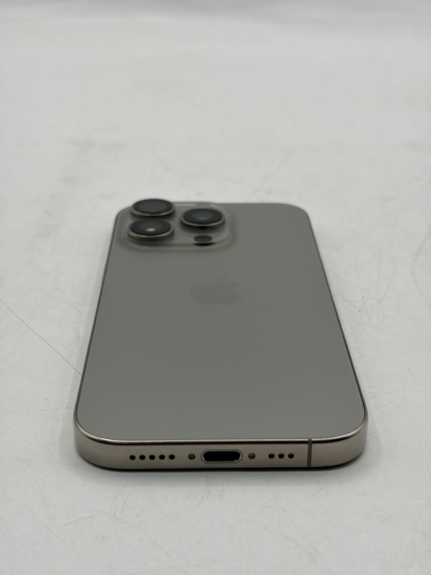 Unlocked Apple iPhone 16 Pro 512GB A3083 MYMP3LL/A - Black 90% Battery Health
