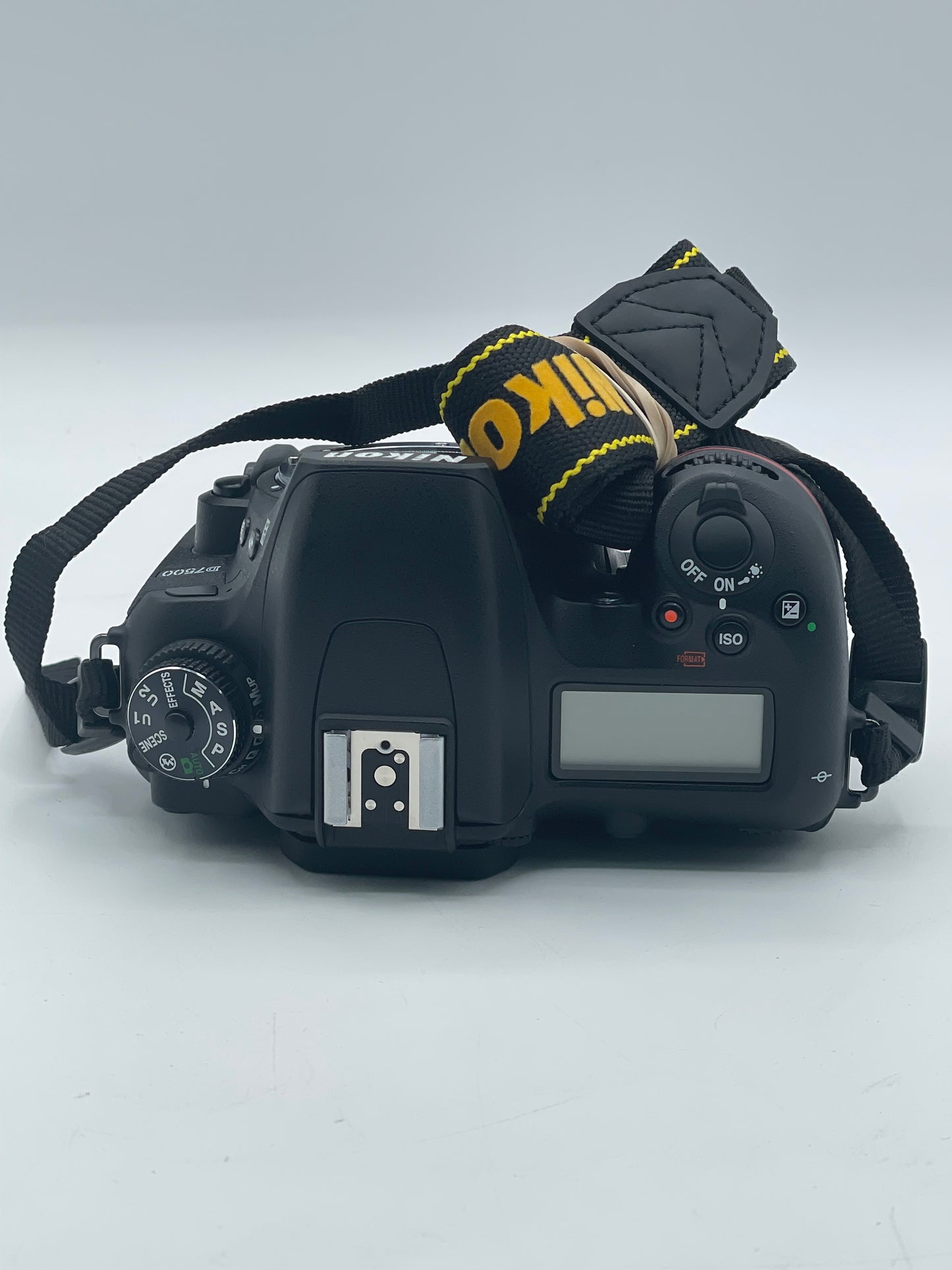 Nikon D7500 20.9MP Digital SLR Camera - Black with Carrying Case