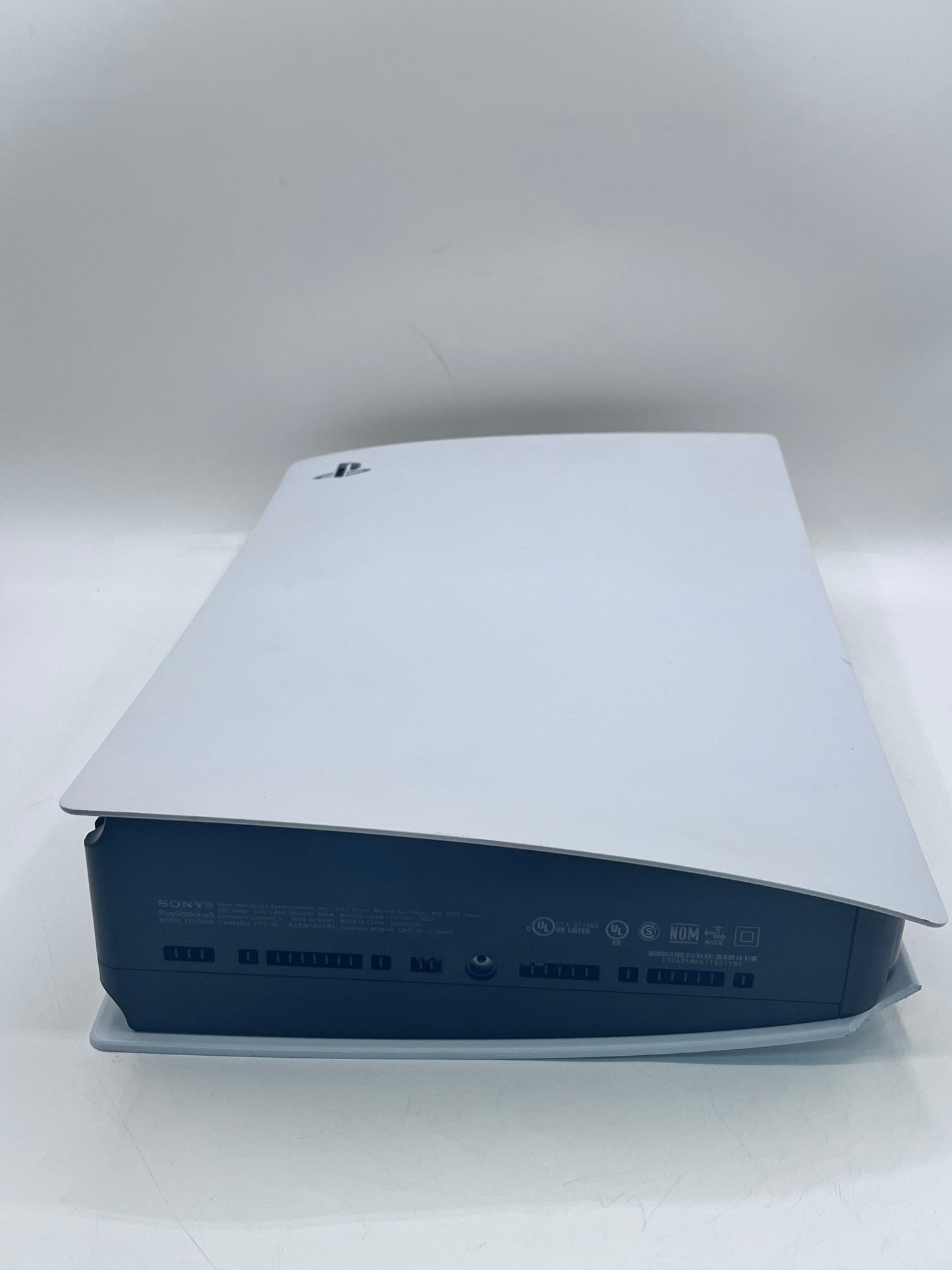 Sony PlayStation 5 Digital Edition (CFI-1015B) 825GB w/ Wires and Controller Free Shipping