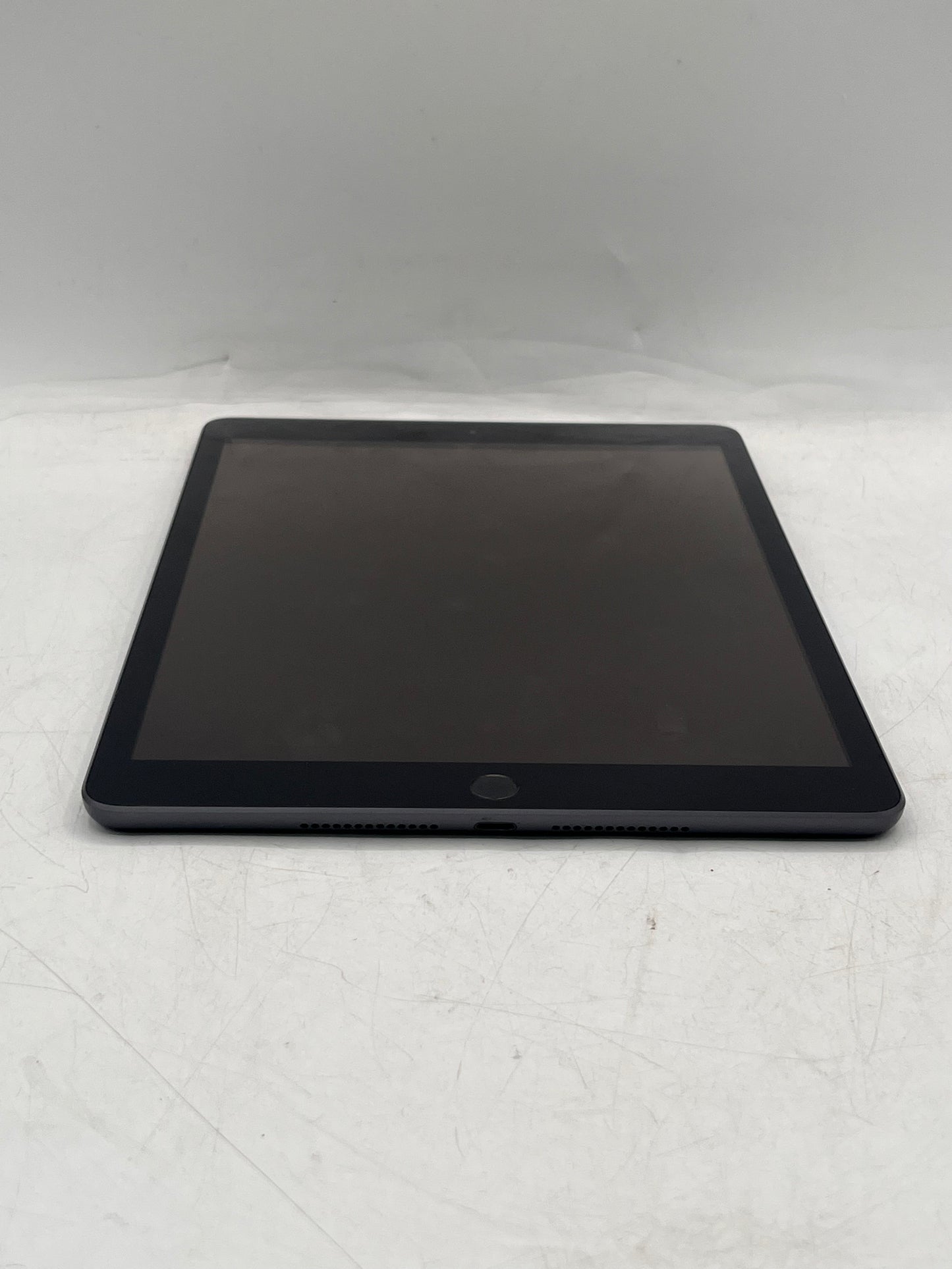 Apple iPad (8th Gen) A2270 2020 128GB Wi-Fi Only Tablet - Black