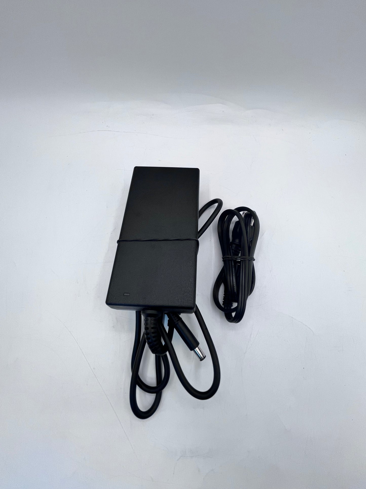 Dell Alienware 16X Aurora Ultra 9 275HX 32GB 1TB SSD RTX 5060 Intel AI Boost