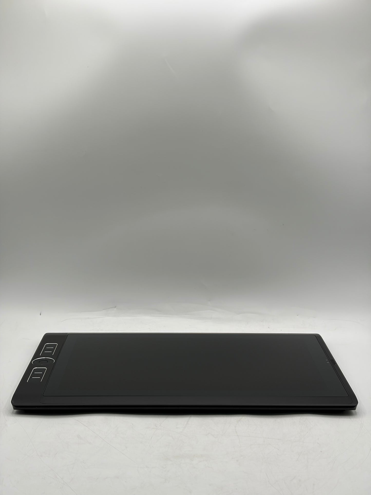 Wacom MobileStudio Pro 13 DTH-W1320 Graphics Tablet Computer i7-6567U 8GB 256GB
