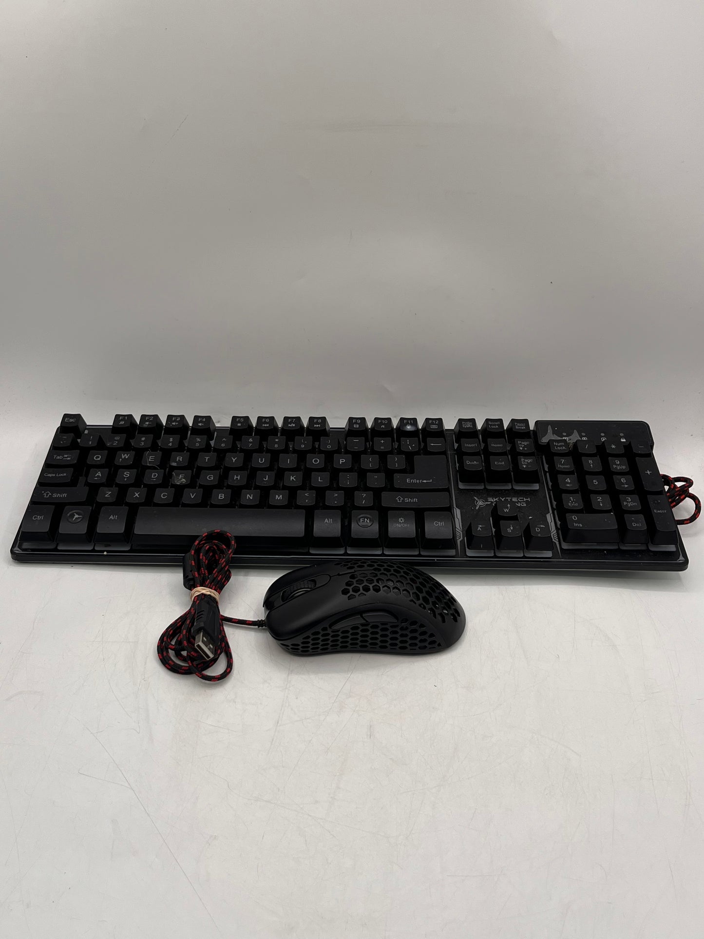 Skytech Gaming K-1000 M-1200N Wired Mouse and Keyboard Bundle - Black