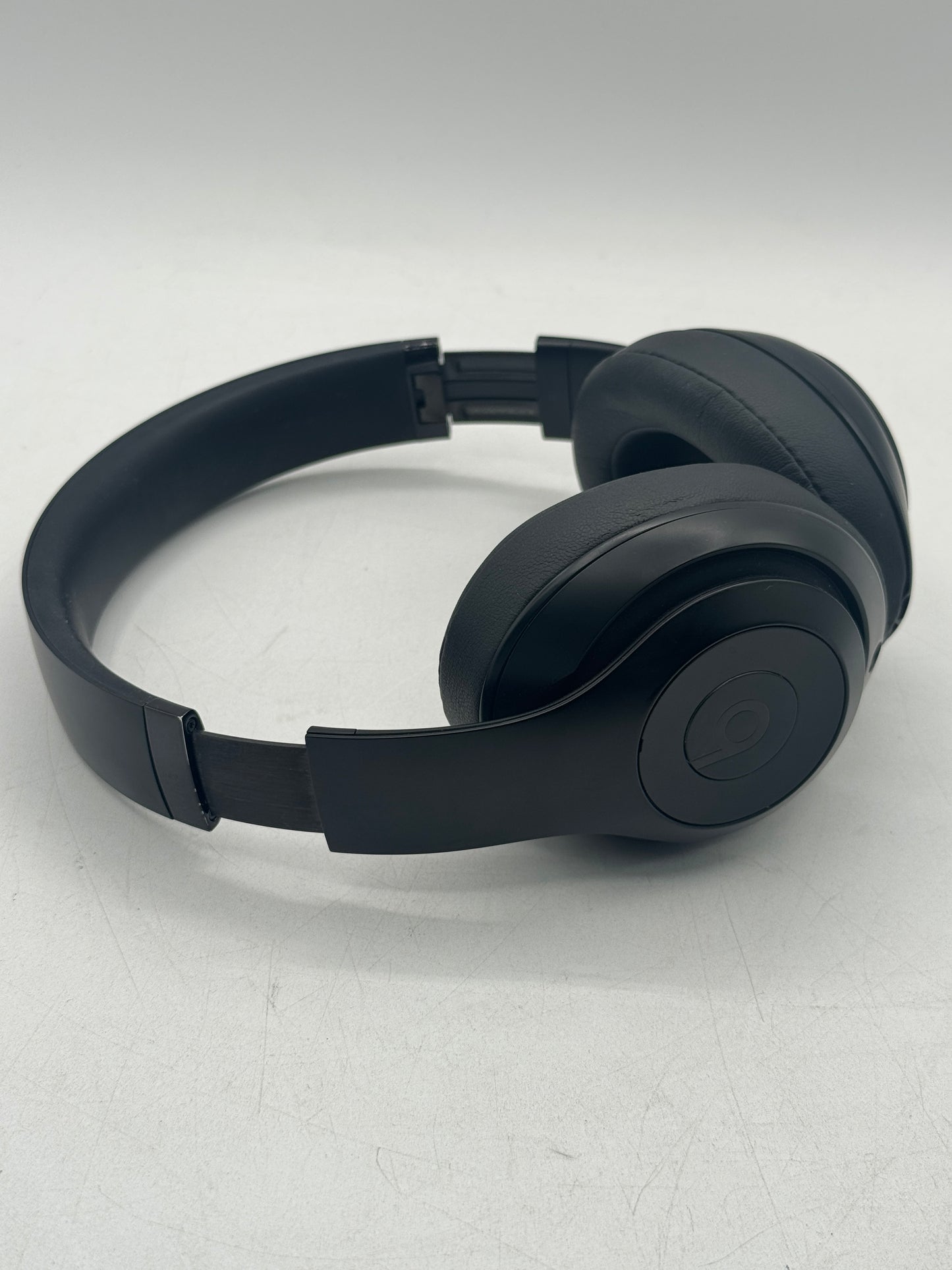 Beats Studio3 Wireless Over-Ear Bluetooth Headphones Black MX3X2LL/A Free Shipping