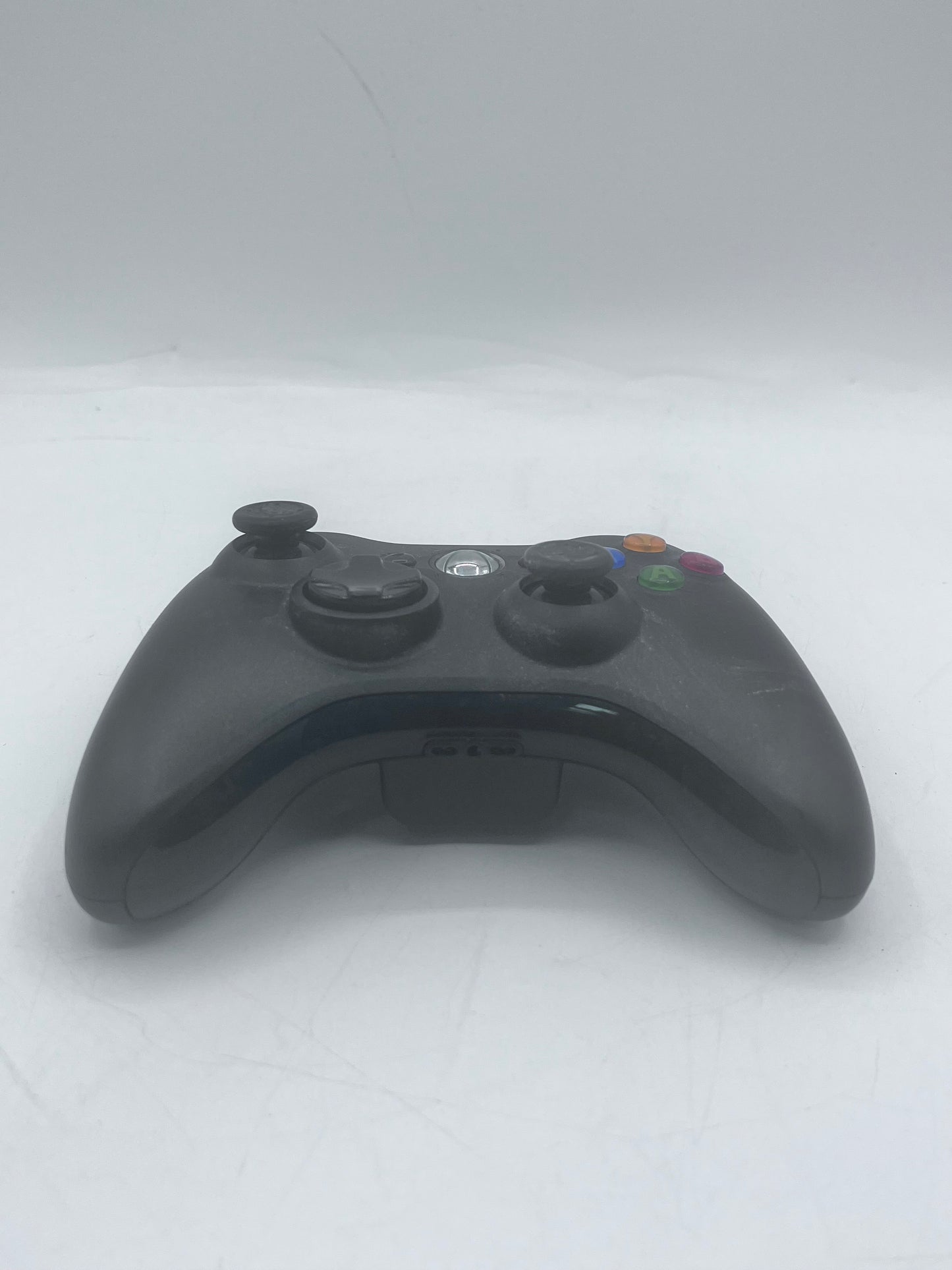 Microsoft Xbox 360 E 1538 2013 Video Game System with 2 Controllers Black