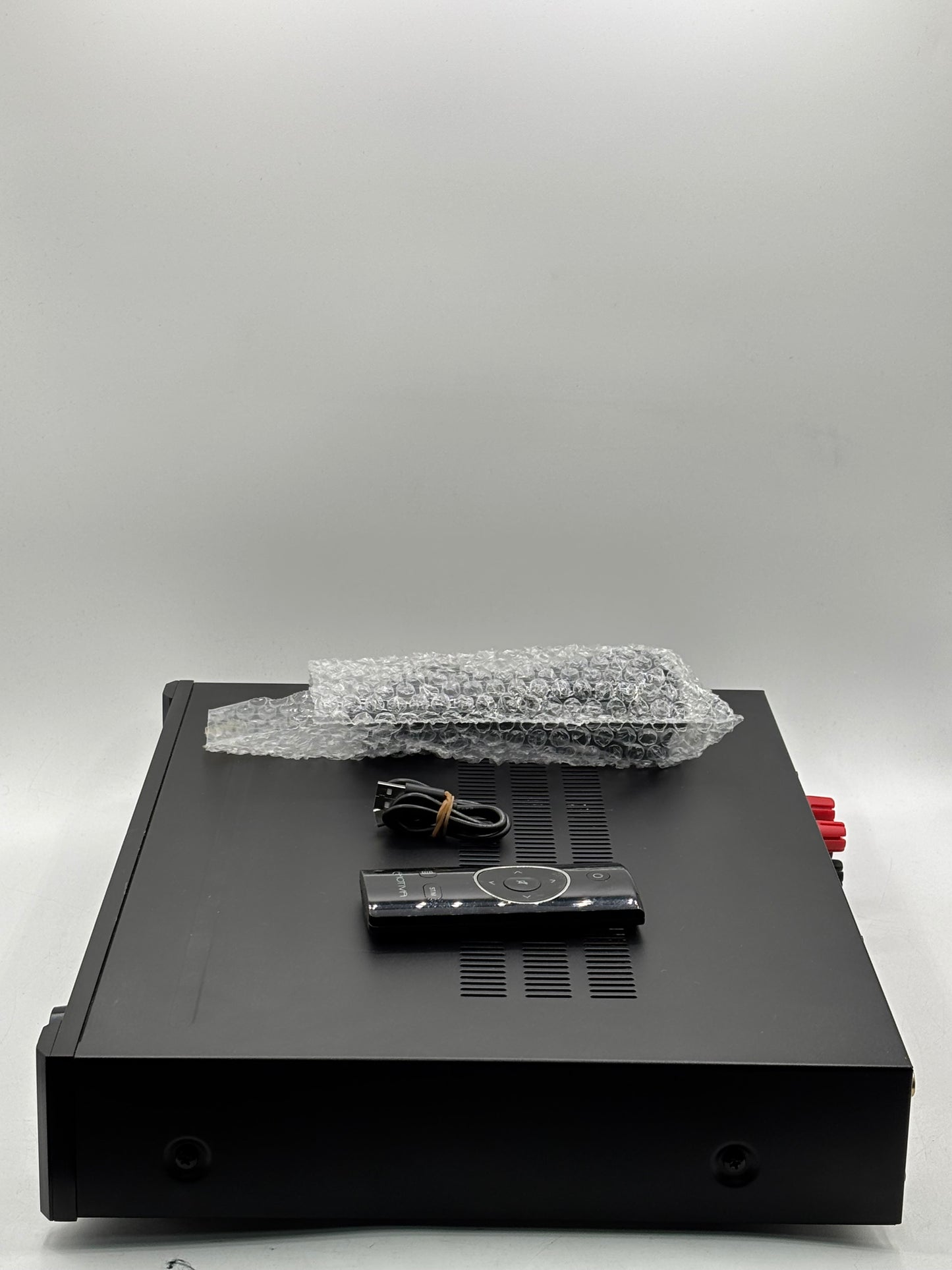 Emotiva BASX TA-100 Stereo Preamp/DAC/Tuner/Amplifier