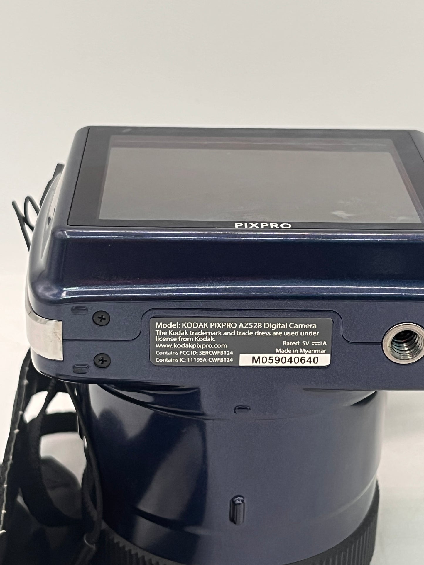 Kodak PIXPRO AZ528 Digital Camera w/ PIXPRO Aspheric HD Zoom Lens 52X Wide 24-1248mm - Blue