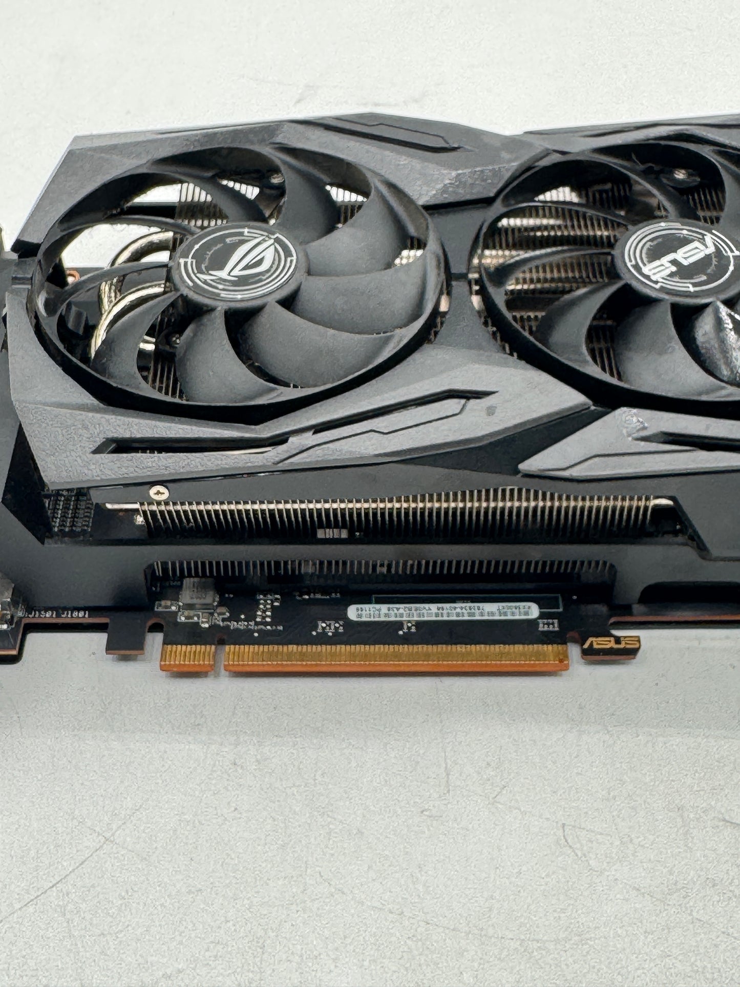 ASUS ROG Strix AMD Radeon RX 5600 XT 6GB GDDR6 Graphics Card Free Shipping